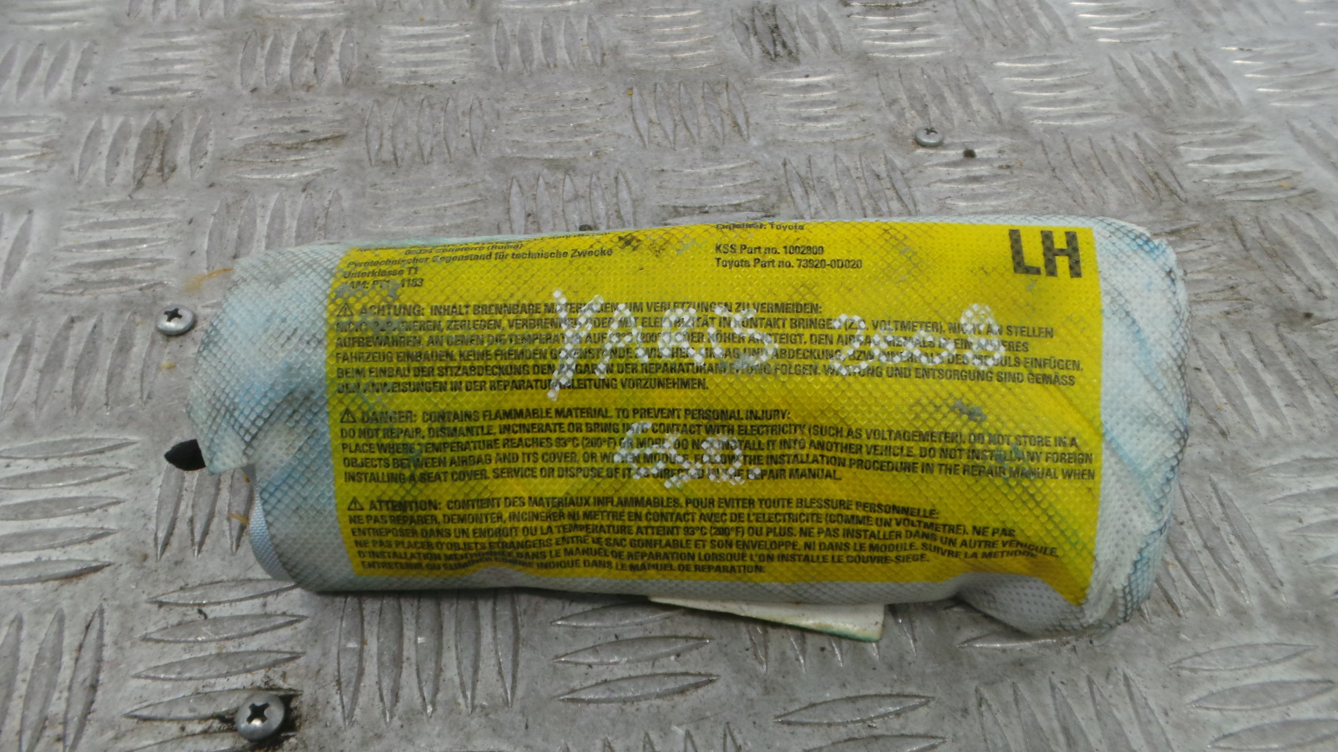 Airbag Banco Esq 73920-0D020 - TOYOTA YARIS (_P9_), YARIS/VITZ (_P9_)-37820913 Airbag Banco Esq 73920-0D020 - TOYOTA YARIS (_P9_), YARIS/VITZ (_P9_)-37820913