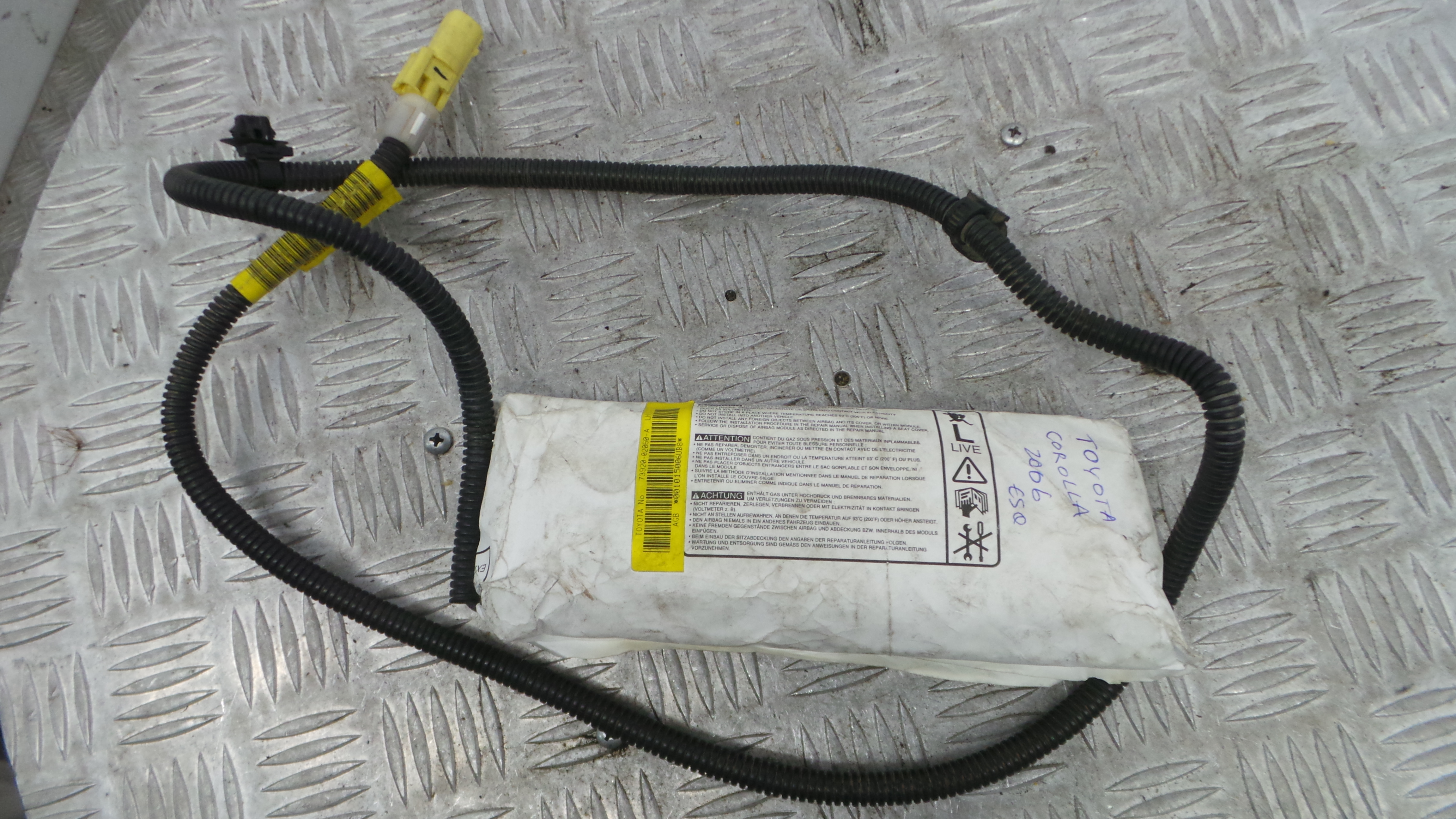 Airbag Banco Esq 73920-02060-A - TOYOTA COROLLA (_E12_), COROLLA / ALLEX (_E12_)-37820916 Airbag Banco Esq 73920-02060-A - TOYOTA COROLLA (_E12_), COROLLA / ALLEX (_E12_)-37820916