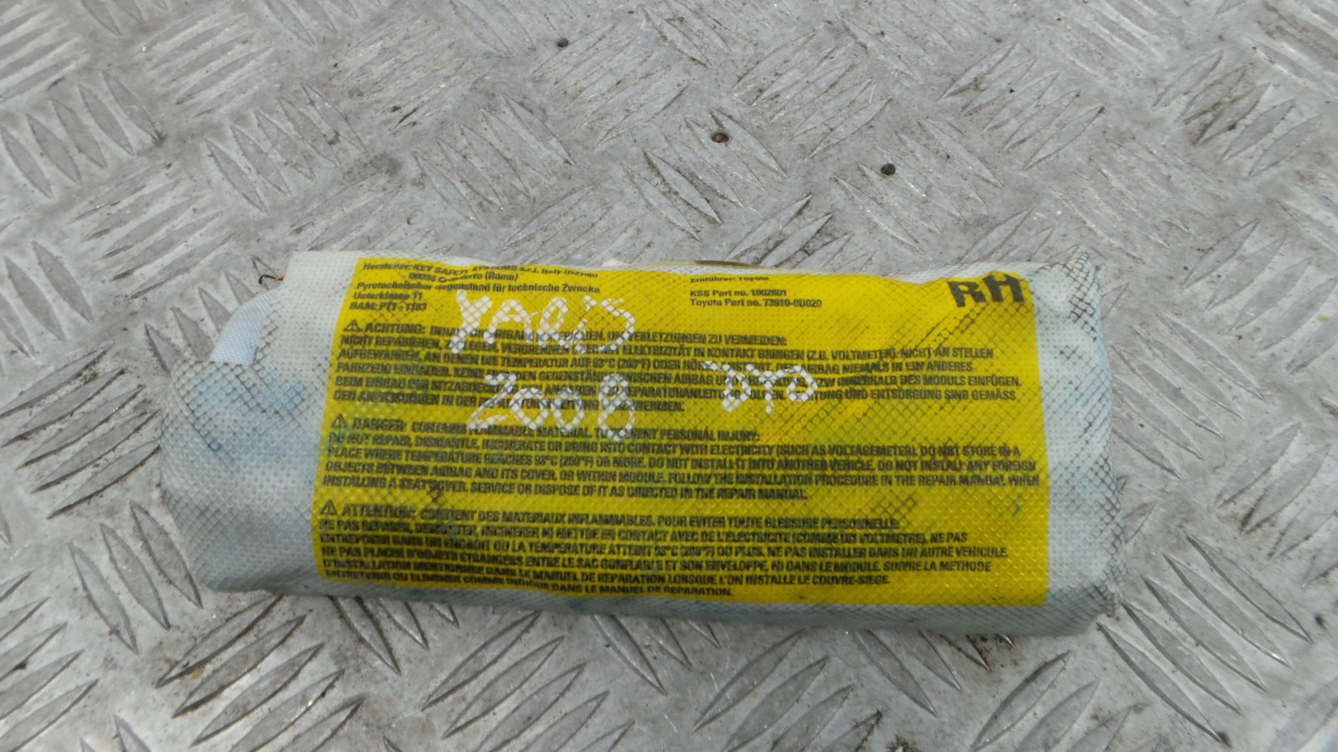 Airbag Banco Dto 73910-0D020 - TOYOTA YARIS (_P9_), YARIS/VITZ (_P9_)-37820930 Airbag Banco Dto 73910-0D020 - TOYOTA YARIS (_P9_), YARIS/VITZ (_P9_)-37820930