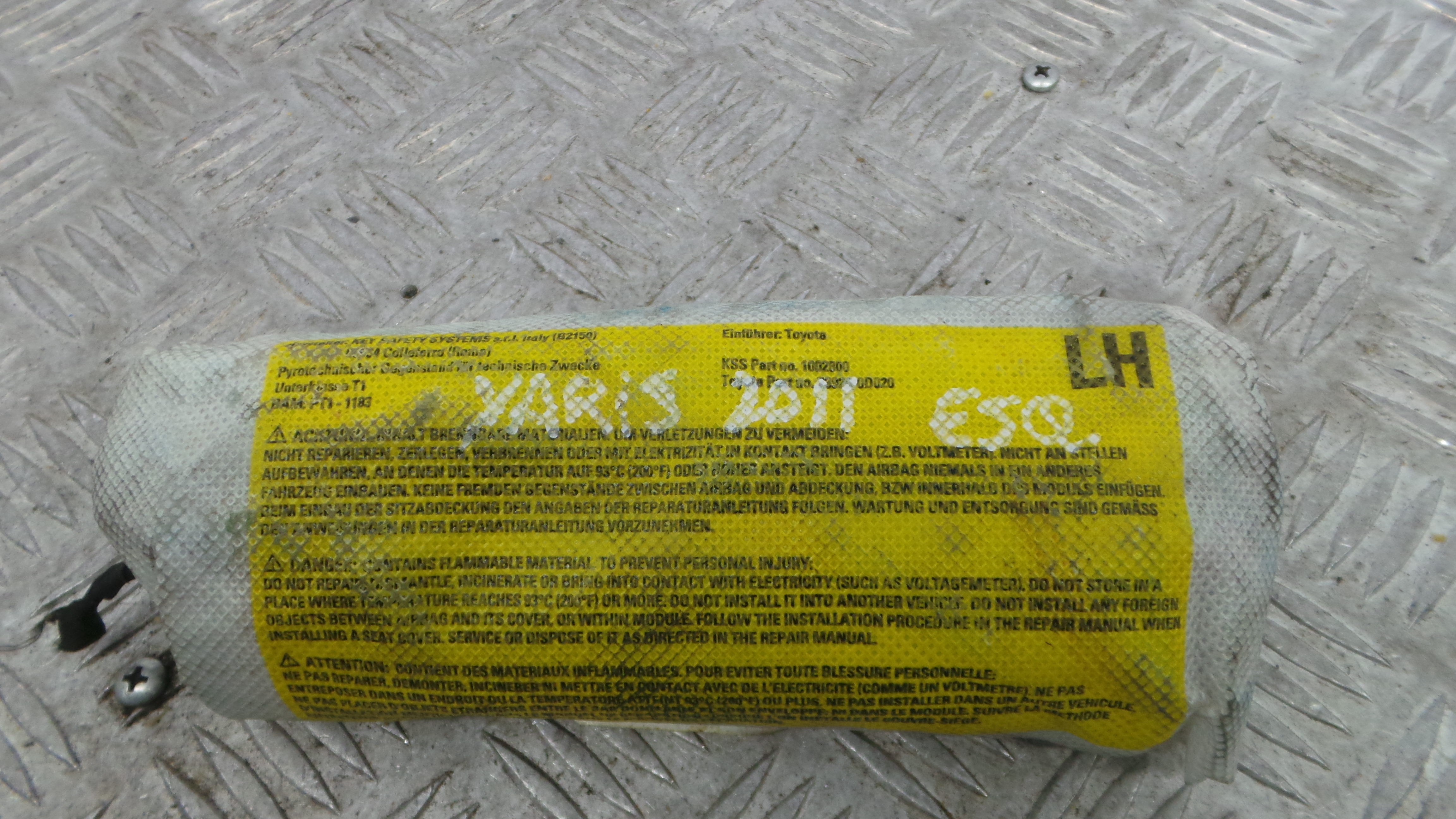 Airbag Banco Esq 73920-0D020 - TOYOTA YARIS (_P13_), YARIS/VITZ (_P13_)-37820933 Airbag Banco Esq 73920-0D020 - TOYOTA YARIS (_P13_), YARIS/VITZ (_P13_)-37820933