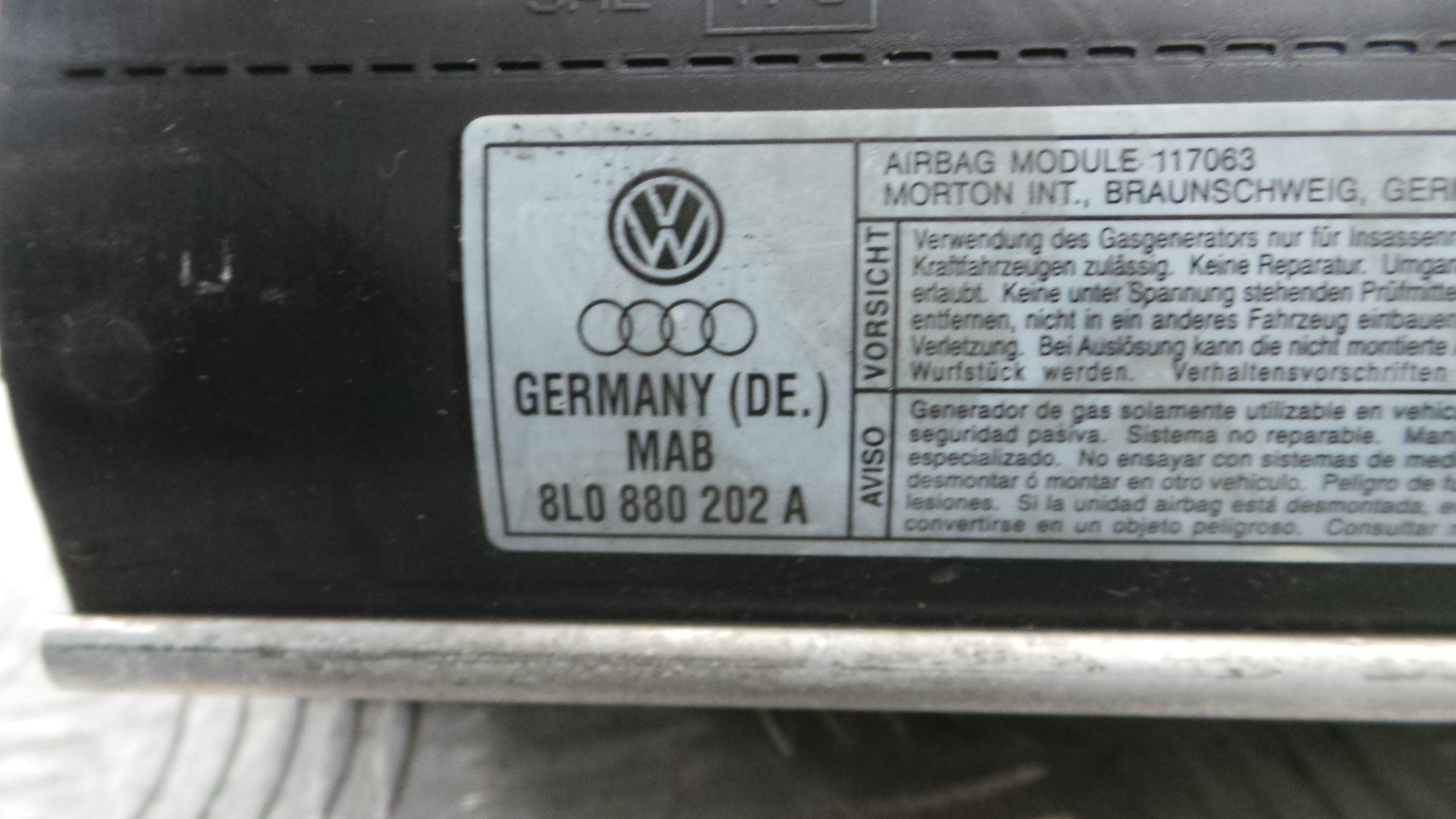 Airbag Passageiro 8L0880202A - AUDI A3 (8L1)-37825621