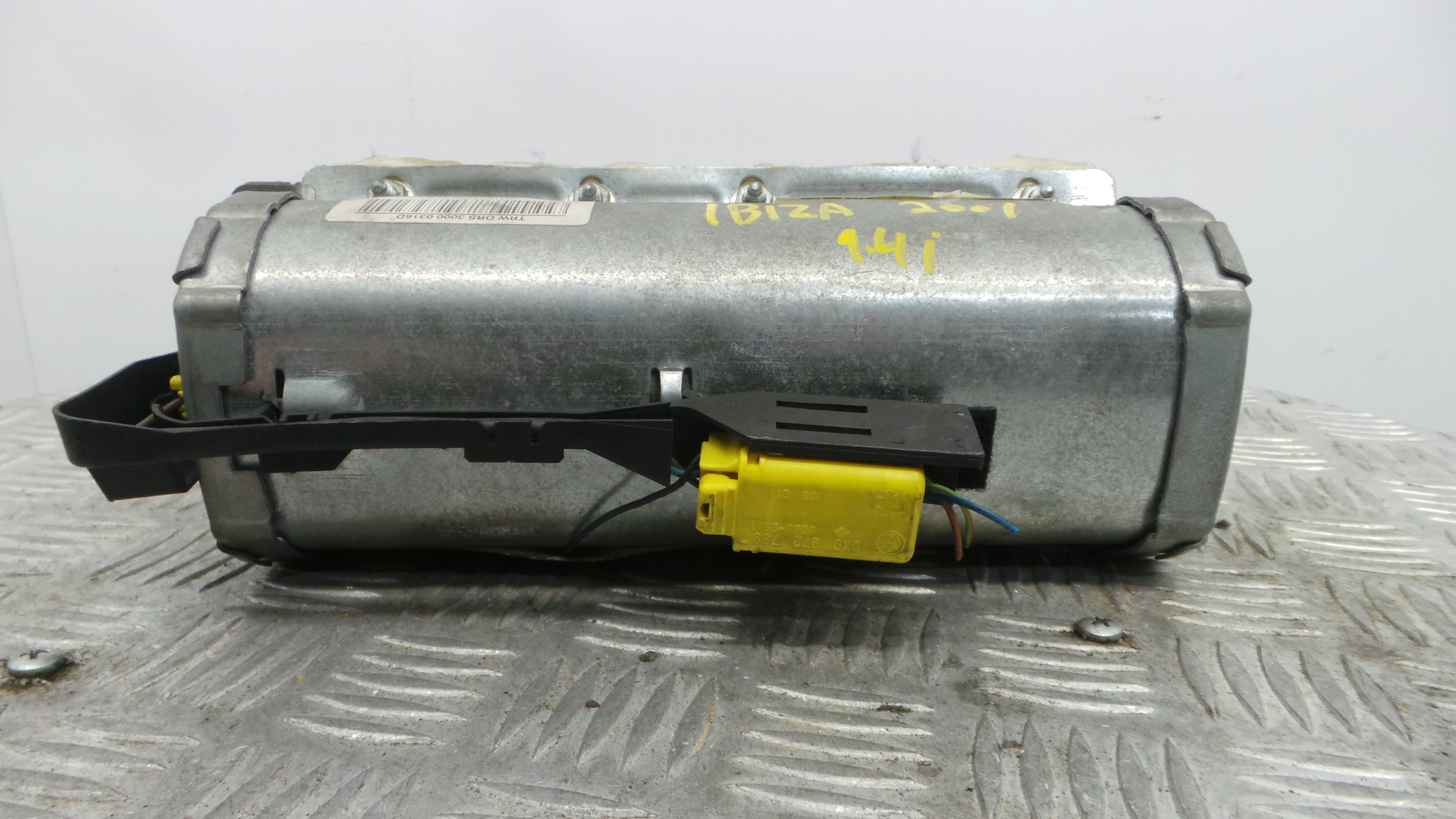 Airbag Passageiro 6K0880204A - SEAT IBIZA II (6K1), IBIZA Mk II (6K1)-37825693