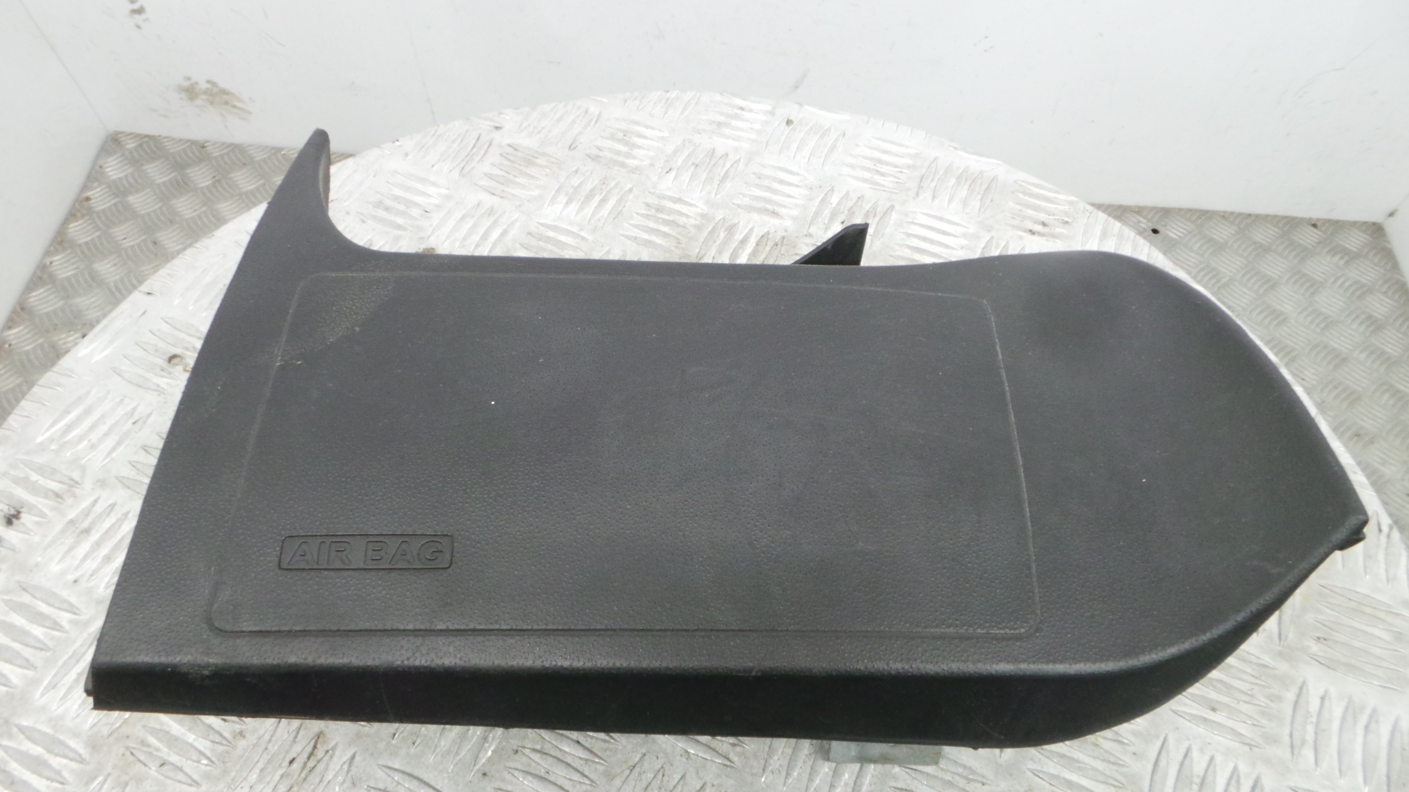 Airbag de Joelho 1560832690 - ALFA ROMEO MITO (955_)-37825716 Airbag de Joelho 1560832690 - ALFA ROMEO MITO (955_)-37825716