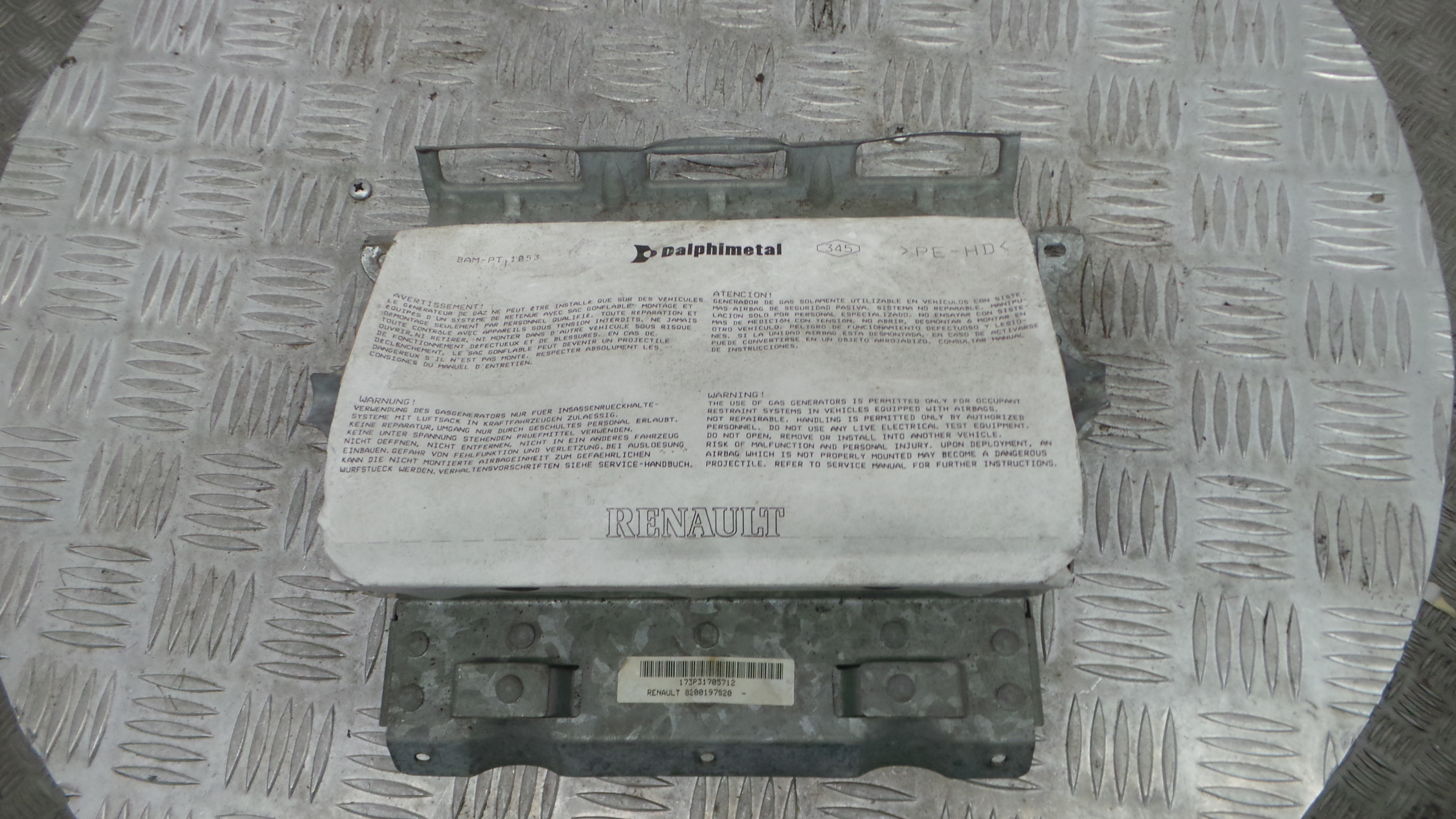 Airbag Passageiro 8200197820 - RENAULT CLIO II (BB_, CB_), CLIO Mk II (BB_, CB_)-37825811