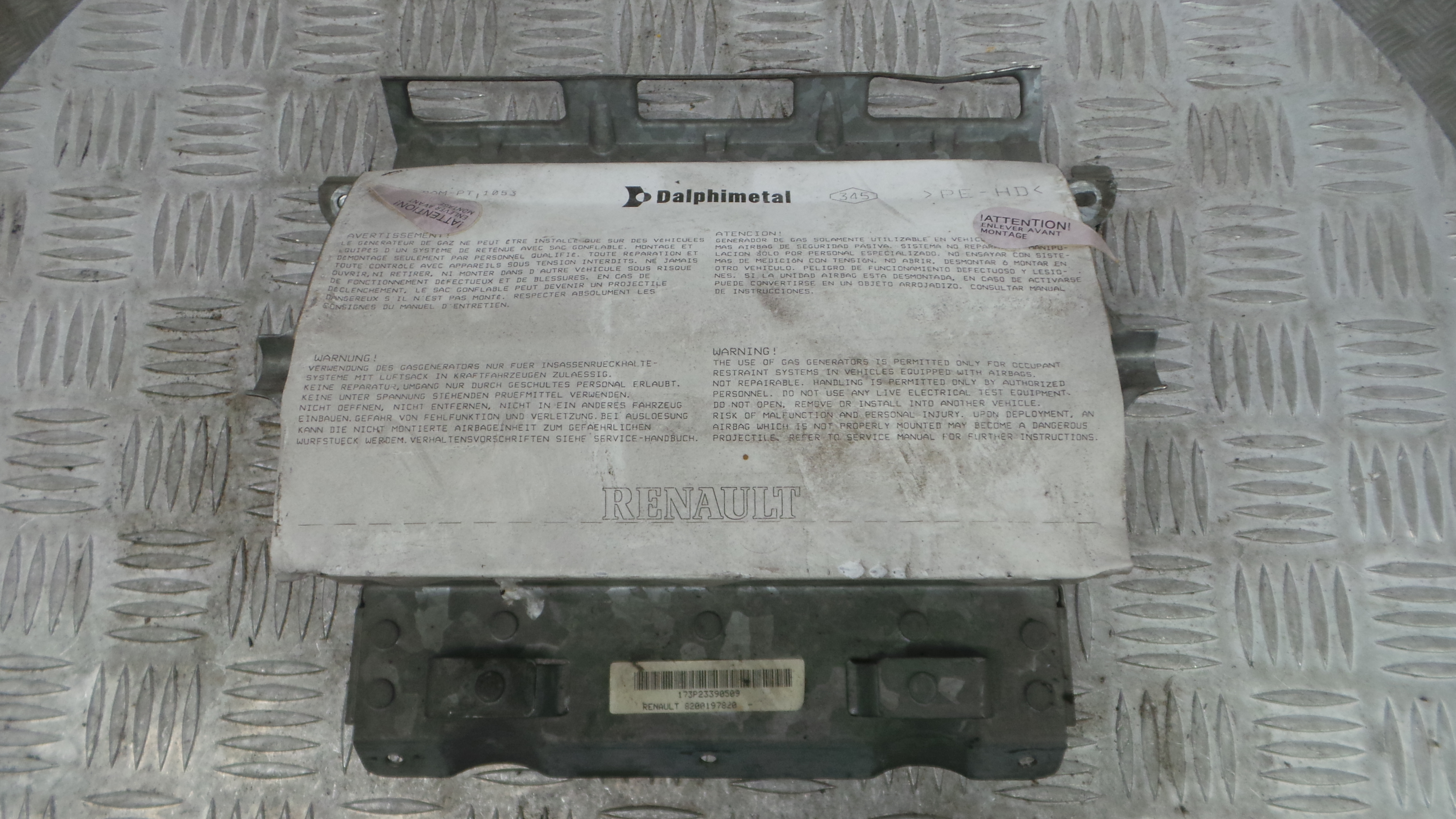 Airbag Passageiro 8200197820 - RENAULT CLIO II (BB_, CB_), CLIO Mk II (BB_, CB_)-37825826