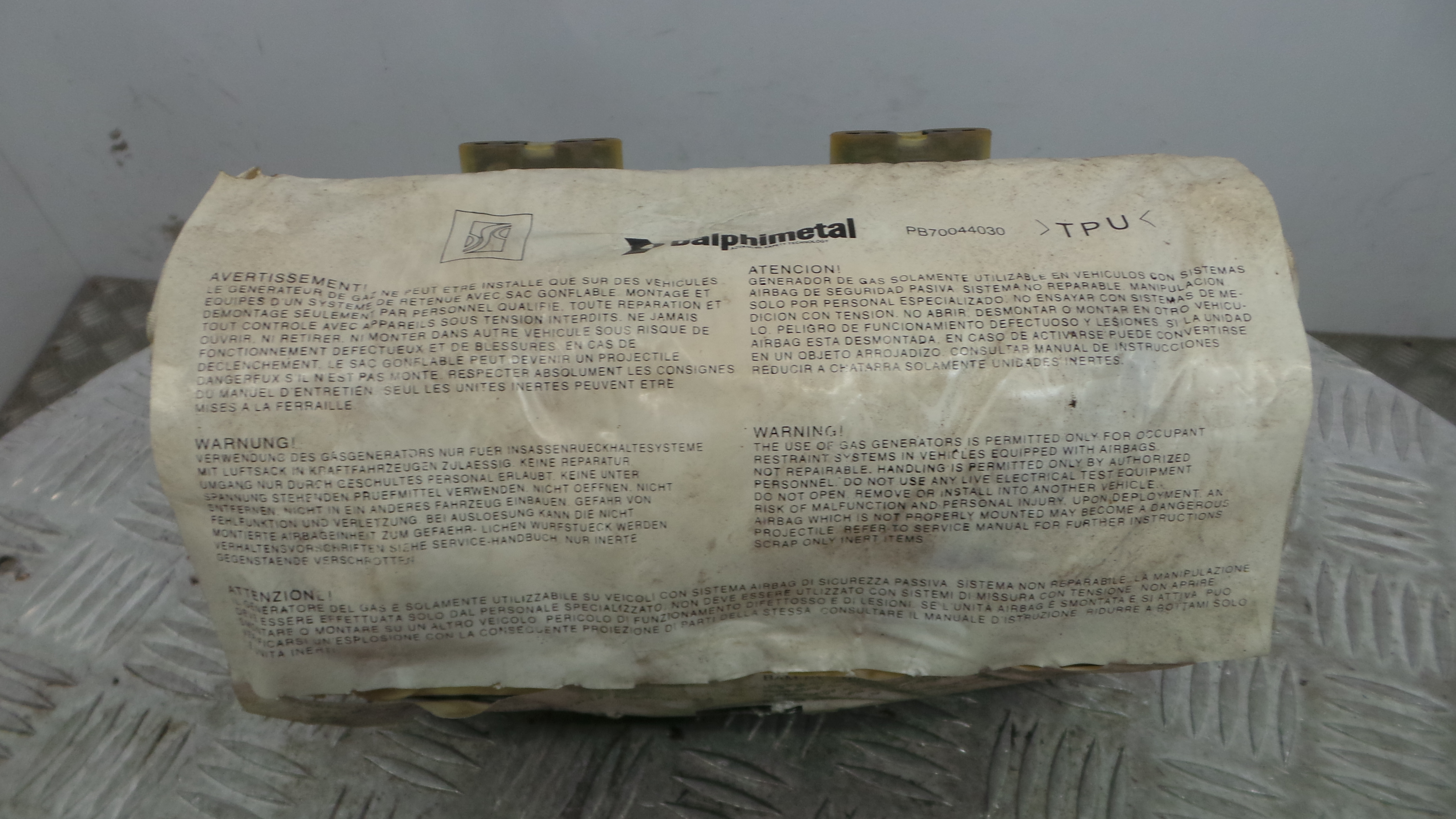 Airbag Passageiro 13152361 – OPEL CORSA D (S07) Airbag Passageiro 13152361 – OPEL CORSA D (S07)