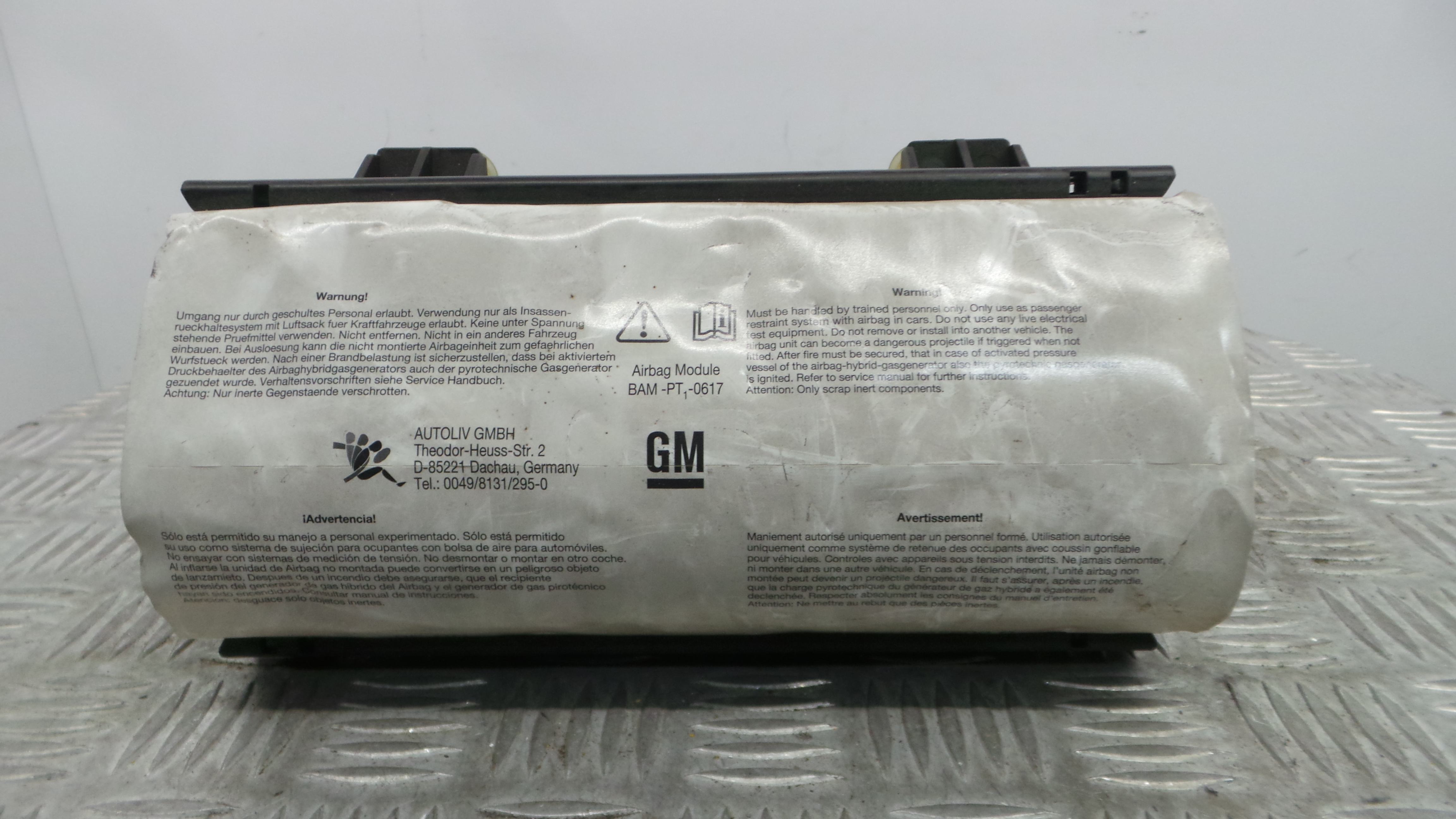 Airbag Passageiro 13188043 – OPEL CORSA C (X01) Airbag Passageiro 13188043 – OPEL CORSA C (X01)