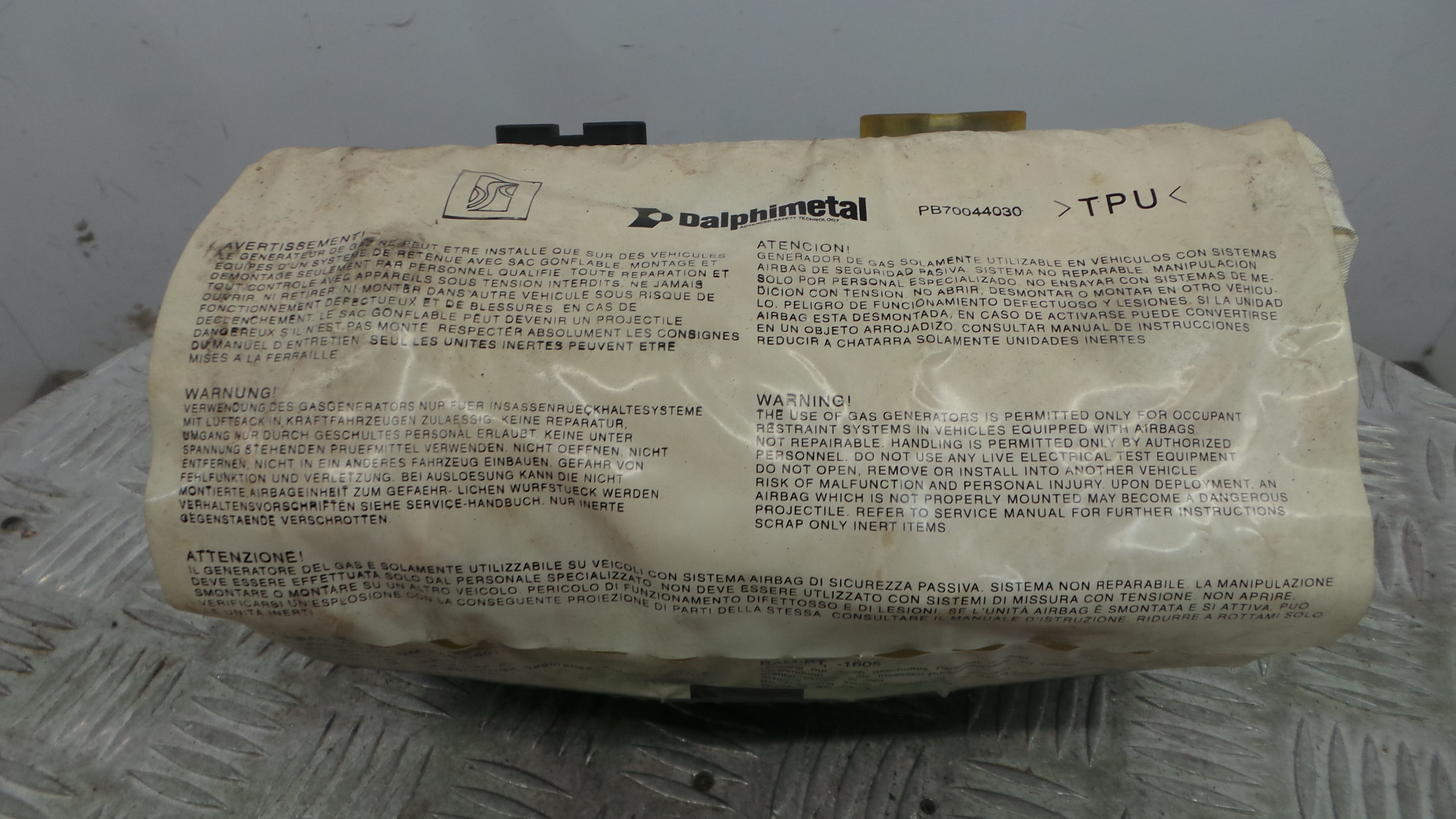 Airbag Passageiro 13152361 - OPEL CORSA D (S07)-38045692 Airbag Passageiro 13152361 - OPEL CORSA D (S07)-38045692