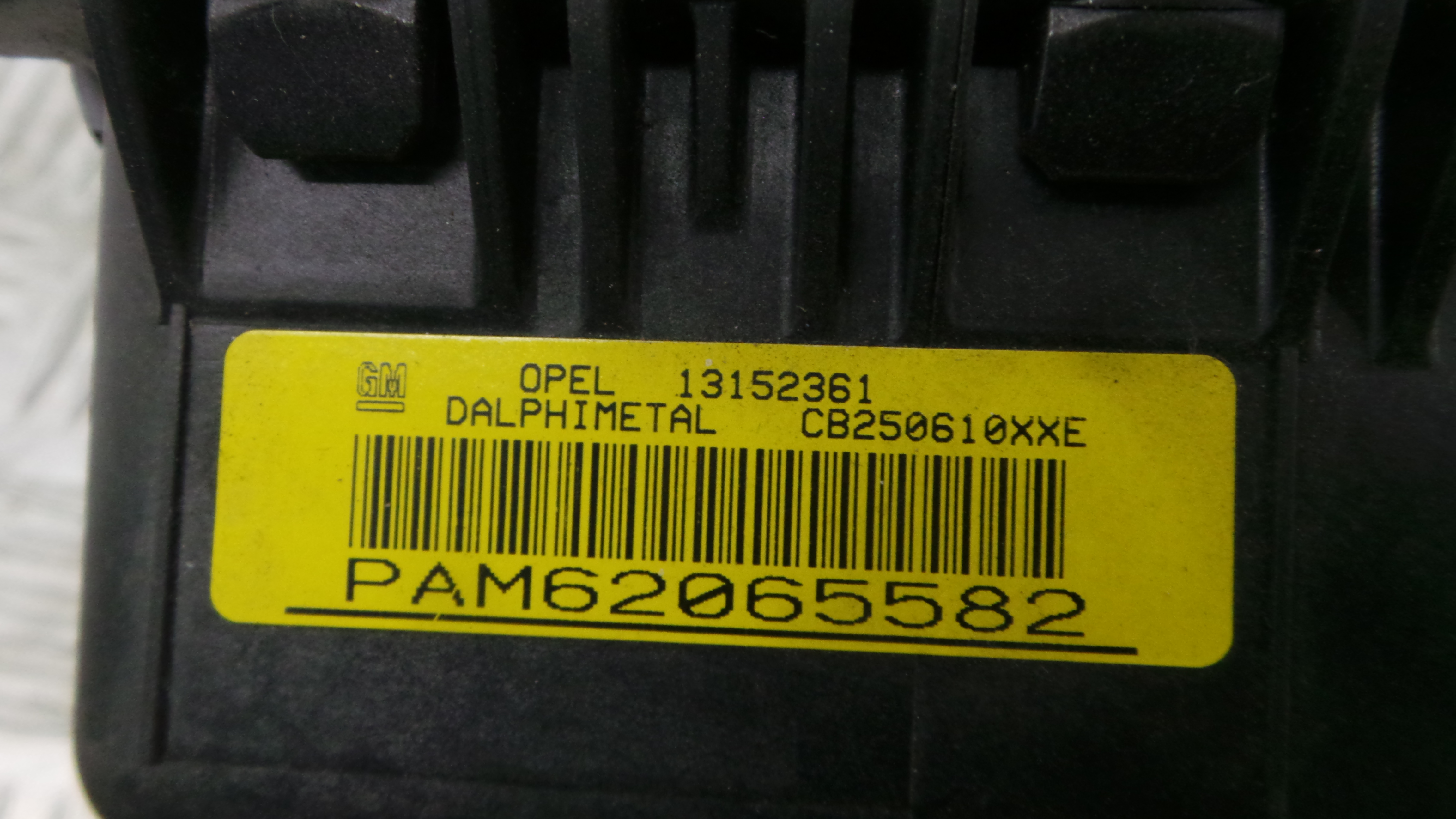 Airbag Passageiro 13152361 - OPEL CORSA D (S07)-38045707