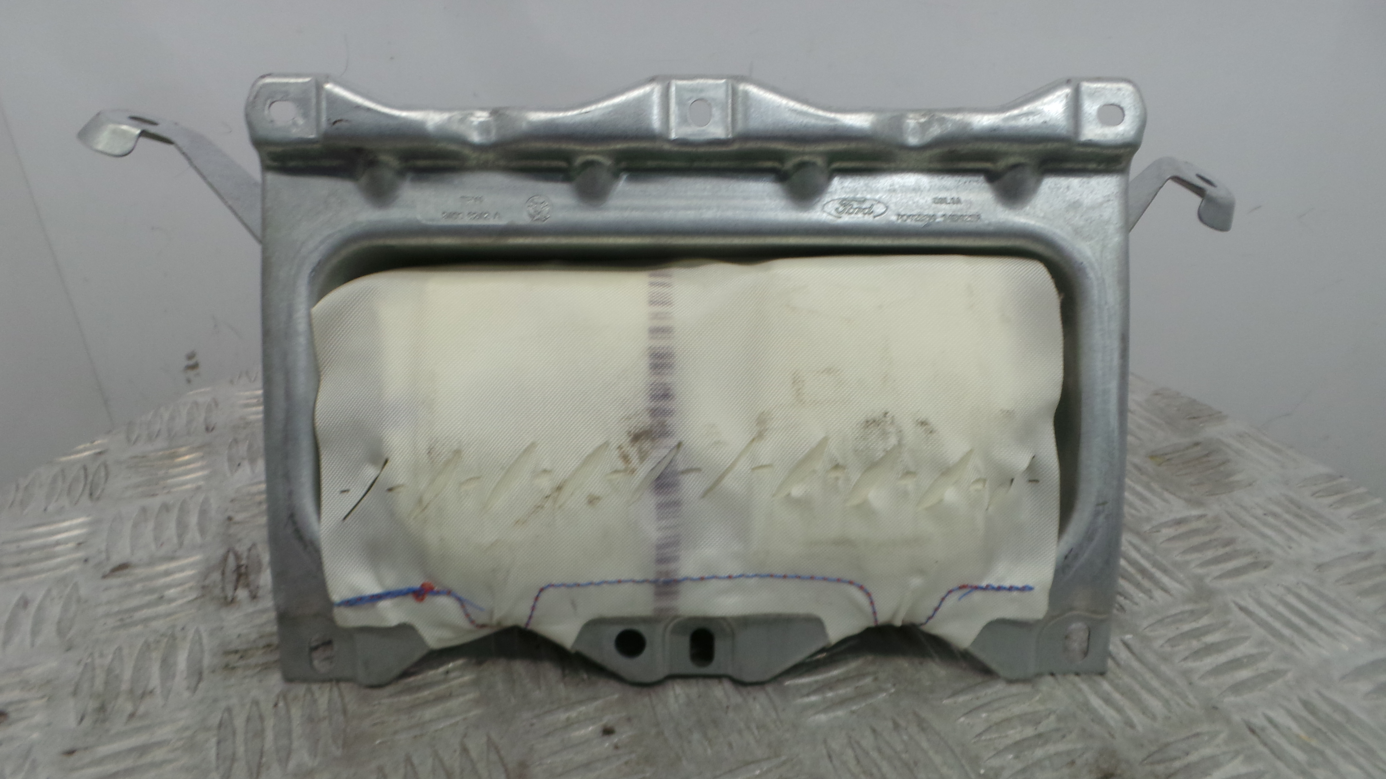 Airbag Passageiro 6M51-A042B84-AE - FORD FOCUS II (DA_, HCP, DP)-38045743 Airbag Passageiro 6M51-A042B84-AE - FORD FOCUS II (DA_, HCP, DP)-38045743