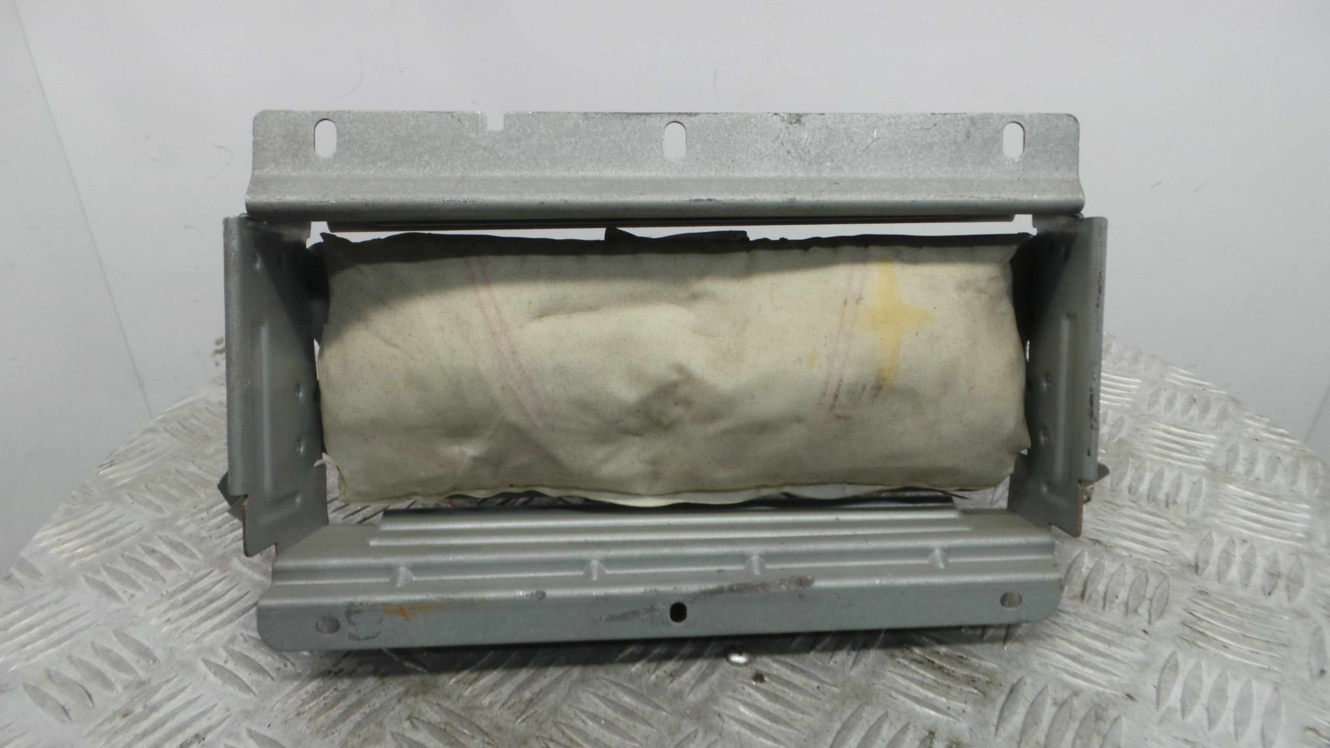 Airbag Passageiro 4M51-A042B84-CD - FORD FOCUS II (DA_, HCP, DP)-38045750 Airbag Passageiro 4M51-A042B84-CD - FORD FOCUS II (DA_, HCP, DP)-38045750