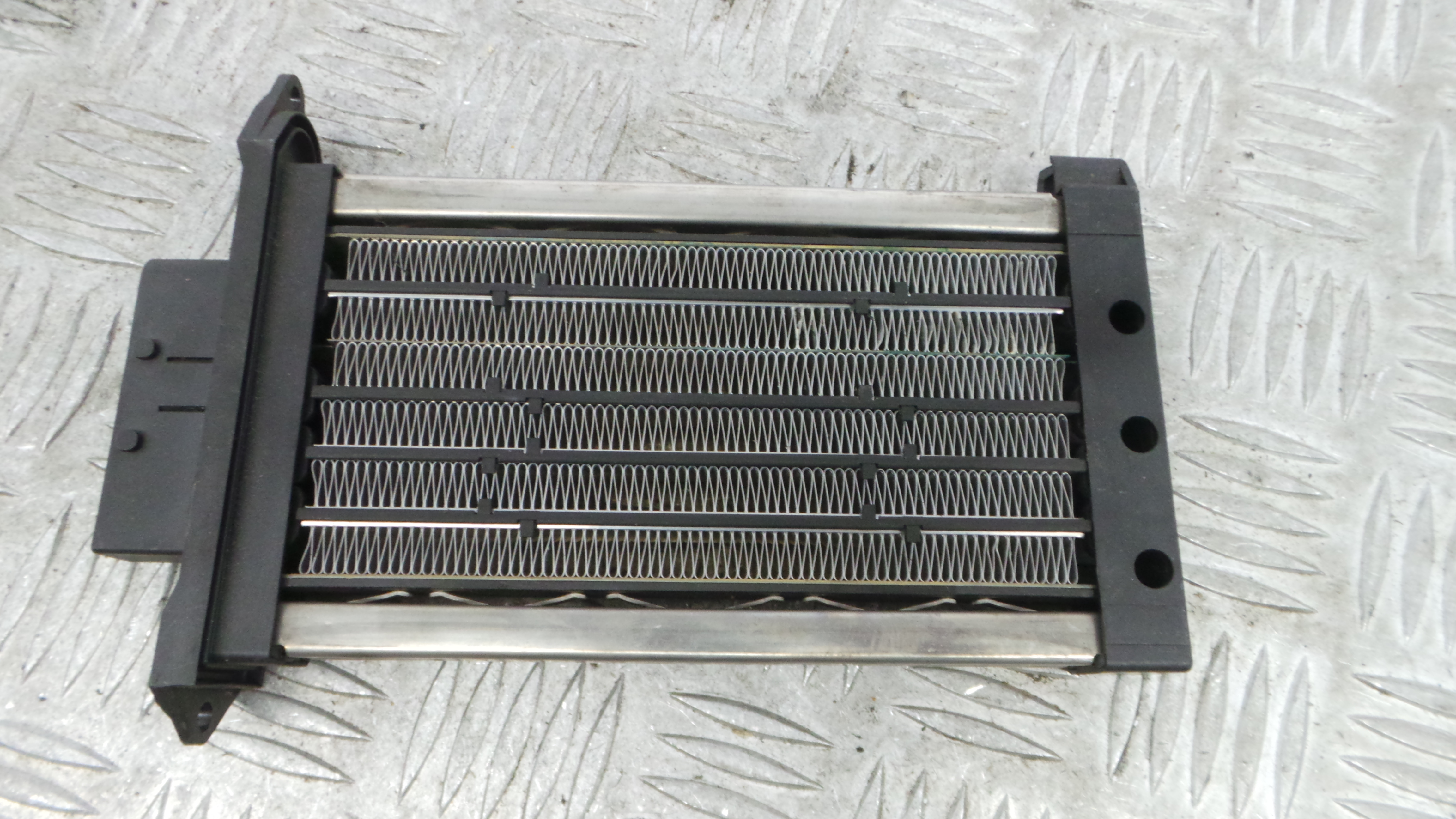 Radiador da Chaufagem / Sofagem F667211ZC - RENAULT CLIO III (BR0/1, CR0/1)-38046422