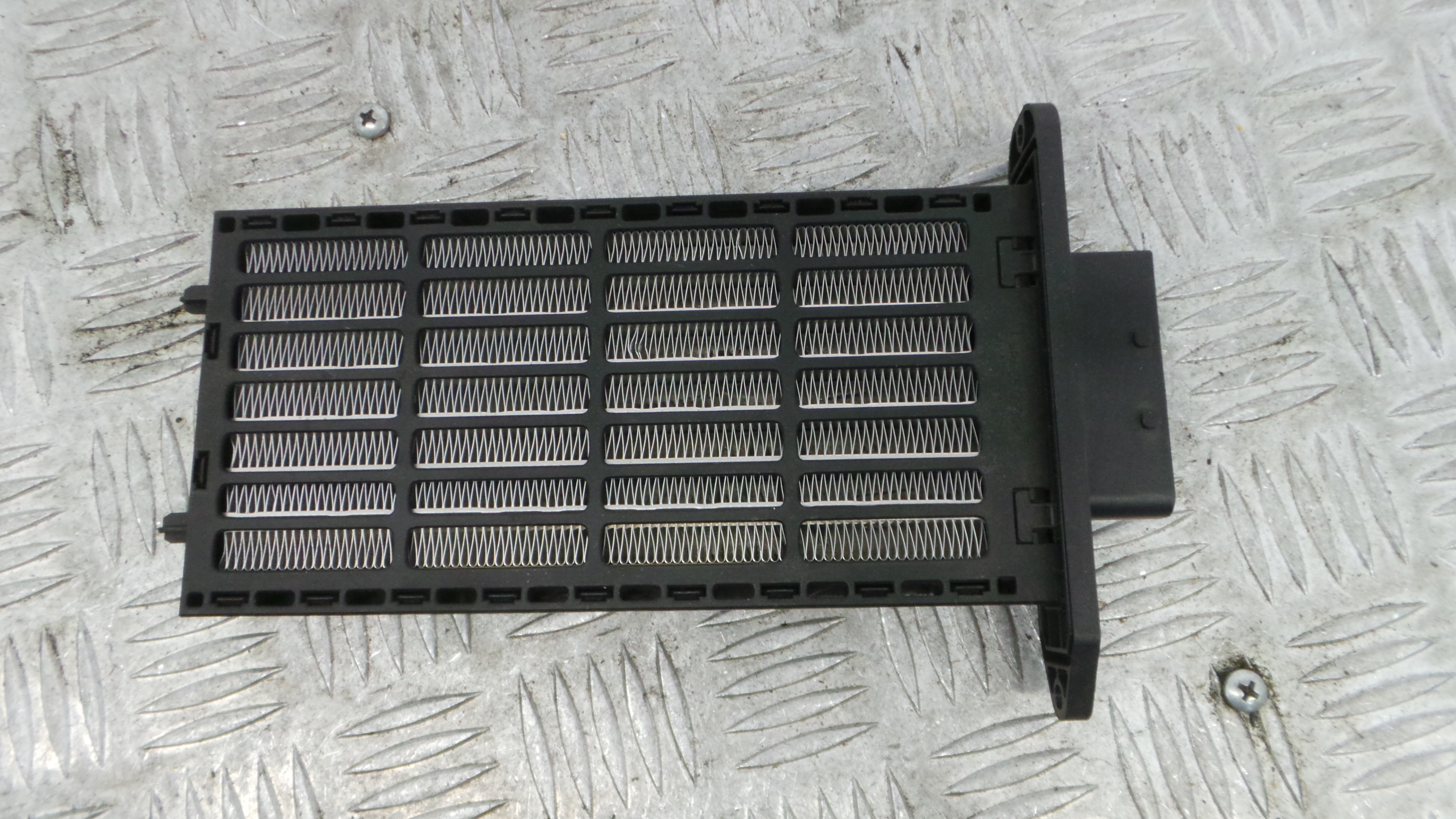 Radiador da Chaufagem / Sofagem A52103300 - RENAULT CLIO IV (BH_)-38046458 Radiador da Chaufagem / Sofagem A52103300 - RENAULT CLIO IV (BH_)-38046458