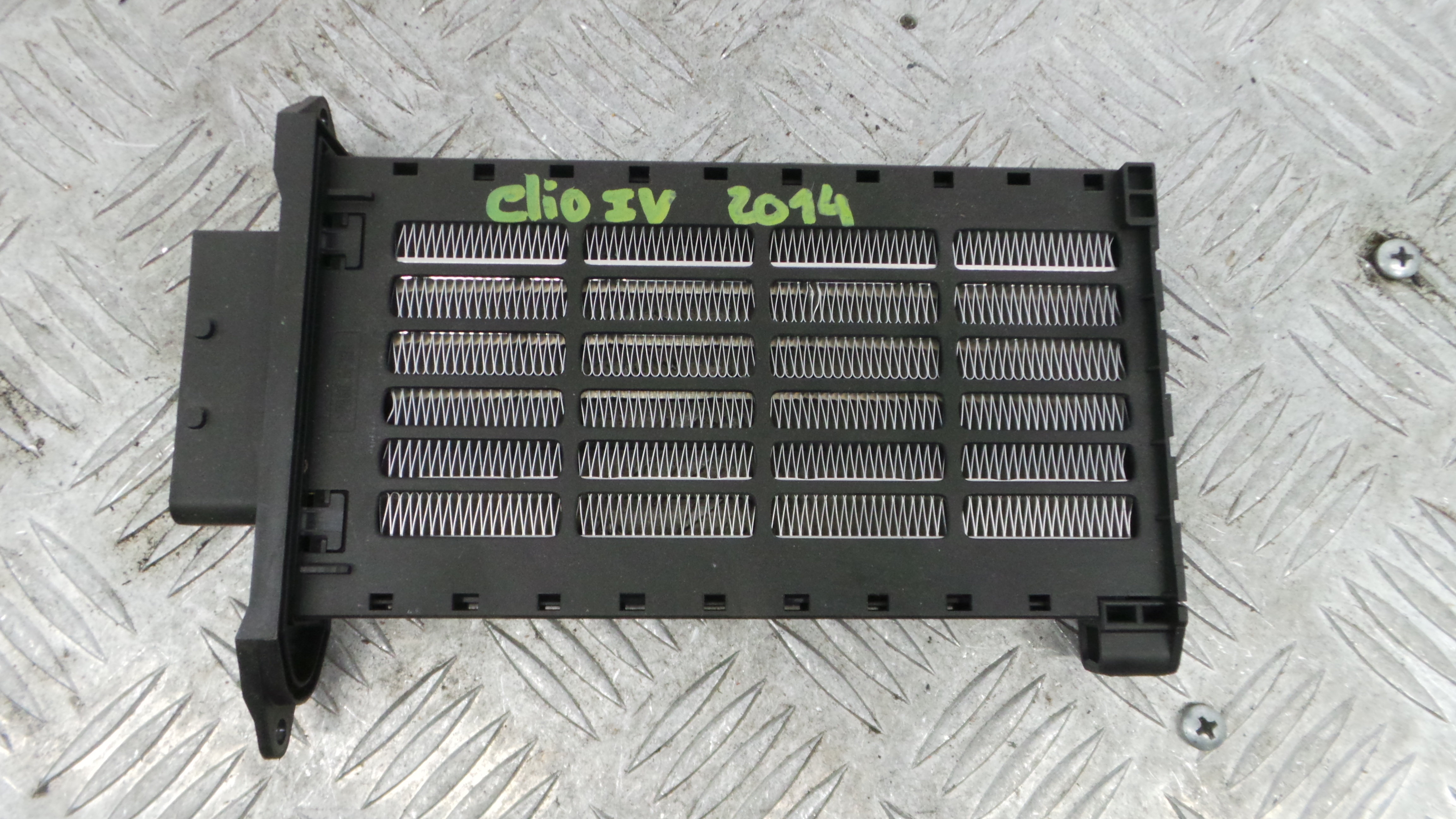 Radiador da Chaufagem / Sofagem 103789CX - RENAULT CLIO IV (BH_)-38046468 Radiador da Chaufagem / Sofagem 103789CX - RENAULT CLIO IV (BH_)-38046468