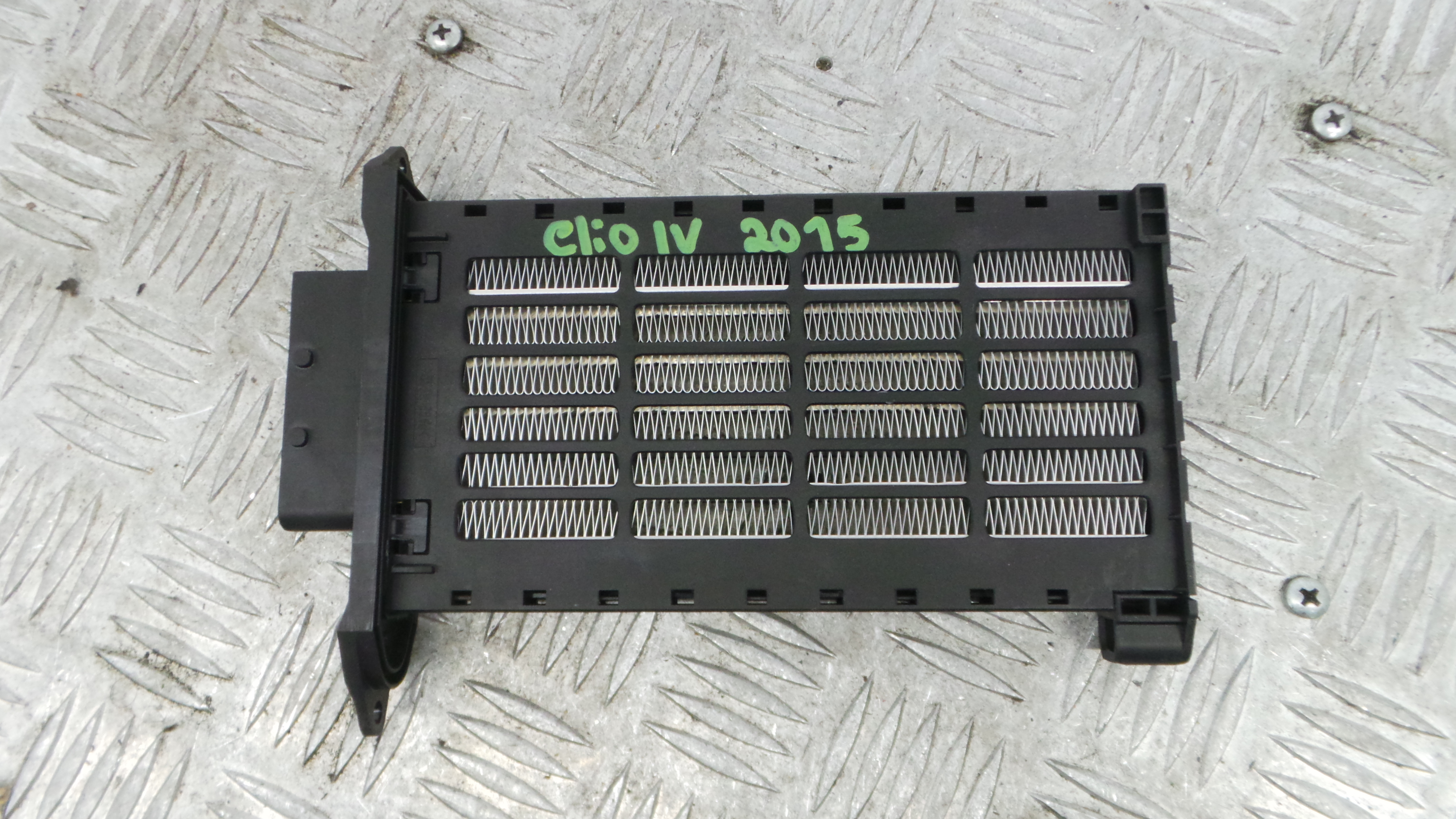 Radiador da Chaufagem / Sofagem 103789CX - RENAULT CLIO IV (BH_)-38046480 Radiador da Chaufagem / Sofagem 103789CX - RENAULT CLIO IV (BH_)-38046480