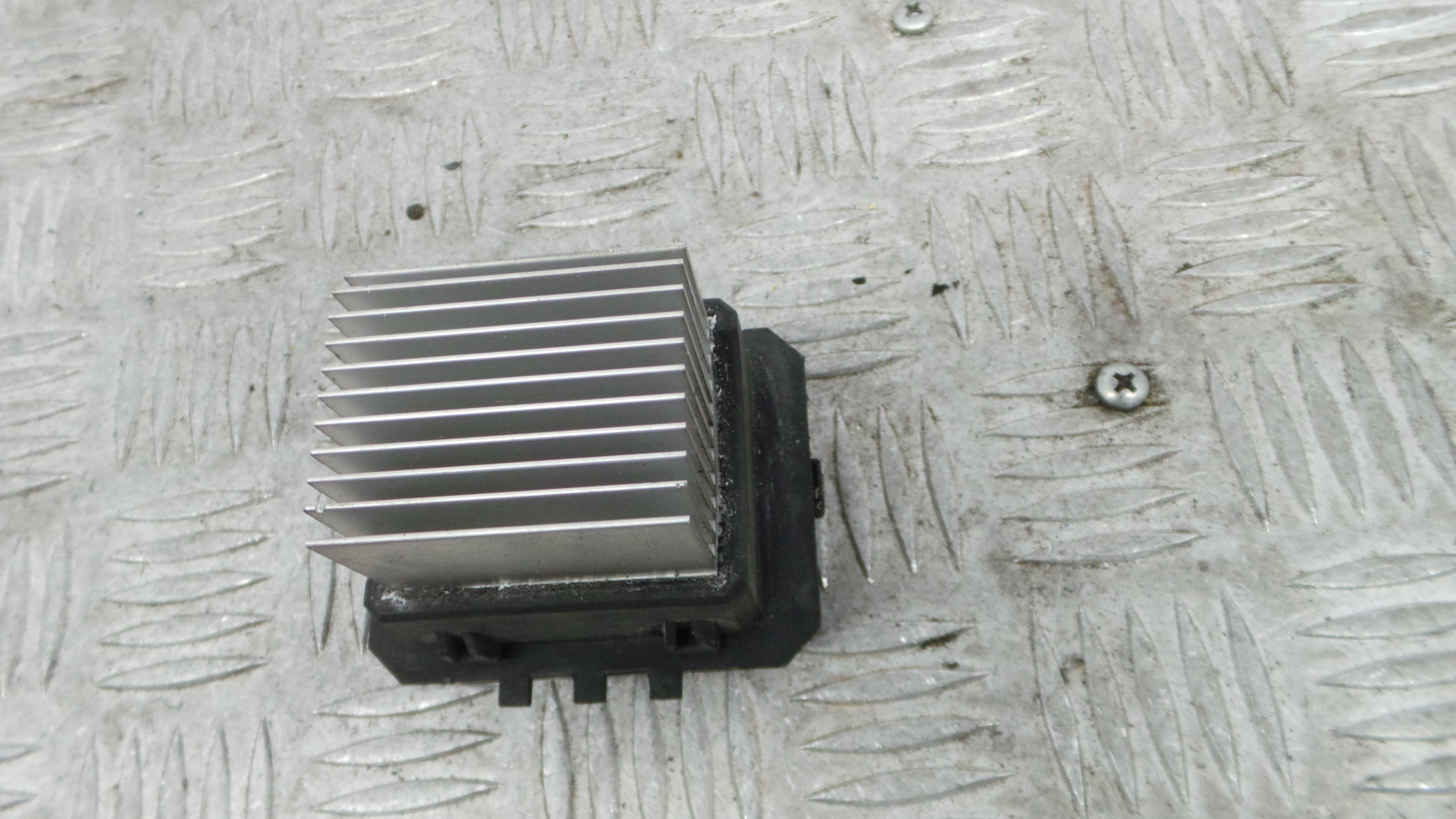 Resistência Ventilador Do Habitáculo VLCL-29PWM11N - RENAULT CLIO III (BR0/1, CR0/1)-38046943 Resistência Ventilador Do Habitáculo VLCL-29PWM11N - RENAULT CLIO III (BR0/1, CR0/1)-38046943