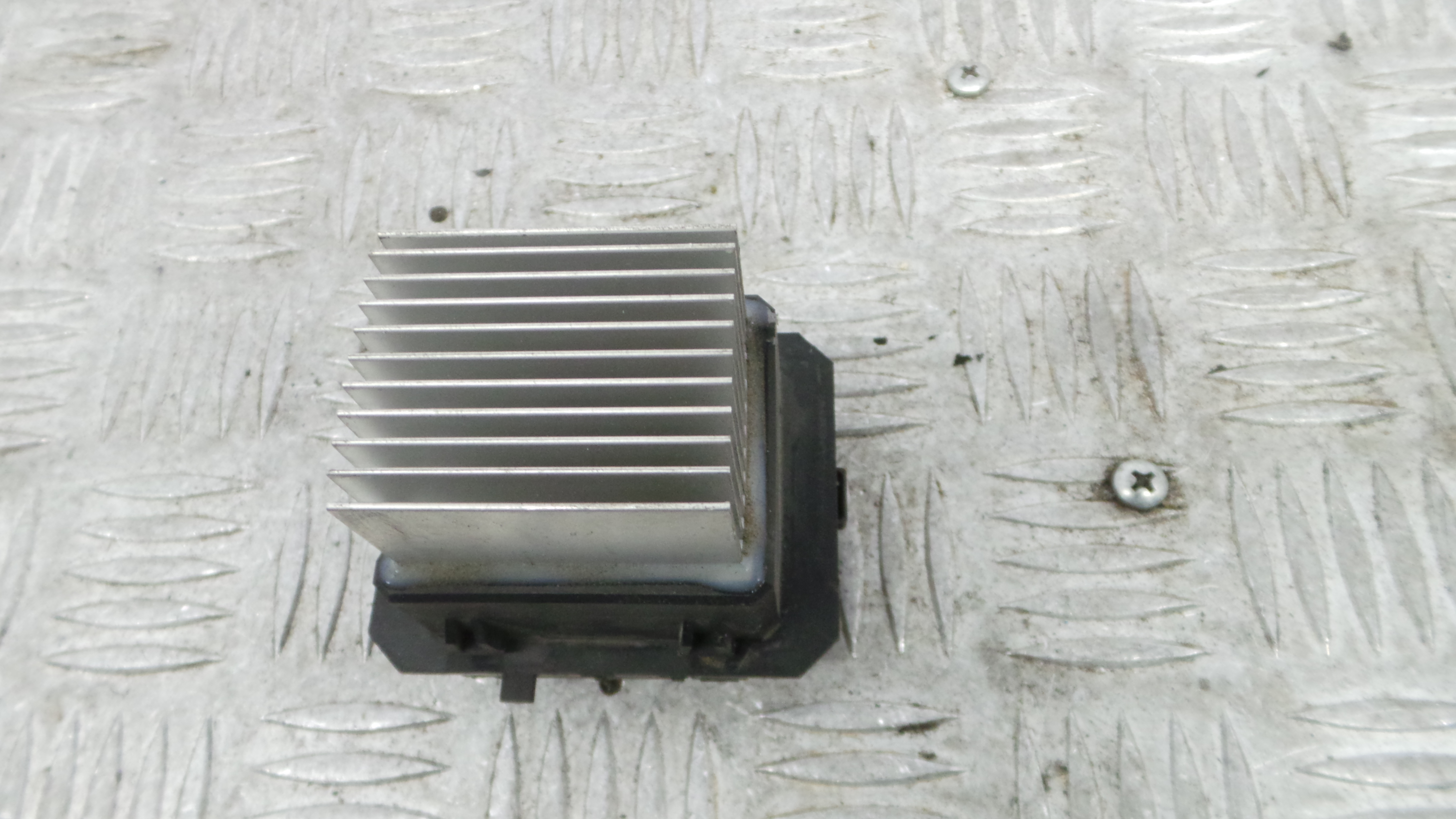 Resistência Ventilador Do Habitáculo T1017845RC - RENAULT CLIO IV (BH_)-38046946 Resistência Ventilador Do Habitáculo T1017845RC - RENAULT CLIO IV (BH_)-38046946