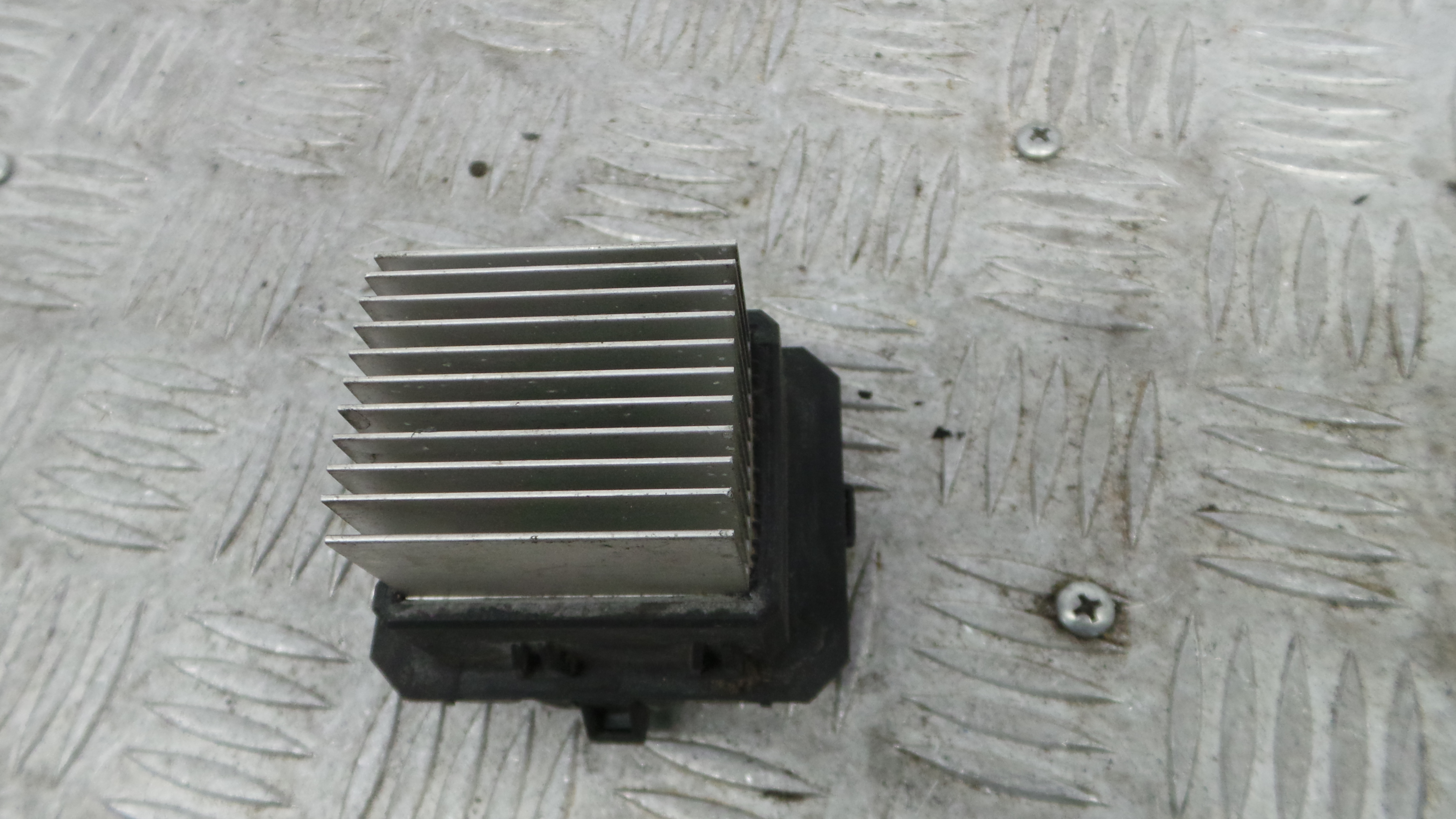 Resistência Ventilador Do Habitáculo VLCL-29PWM11N - RENAULT MEGANE III Hatchback (BZ0/1_, B3_)-38047455 Resistência Ventilador Do Habitáculo VLCL-29PWM11N - RENAULT MEGANE III Hatchback (BZ0/1_, B3_)-38047455