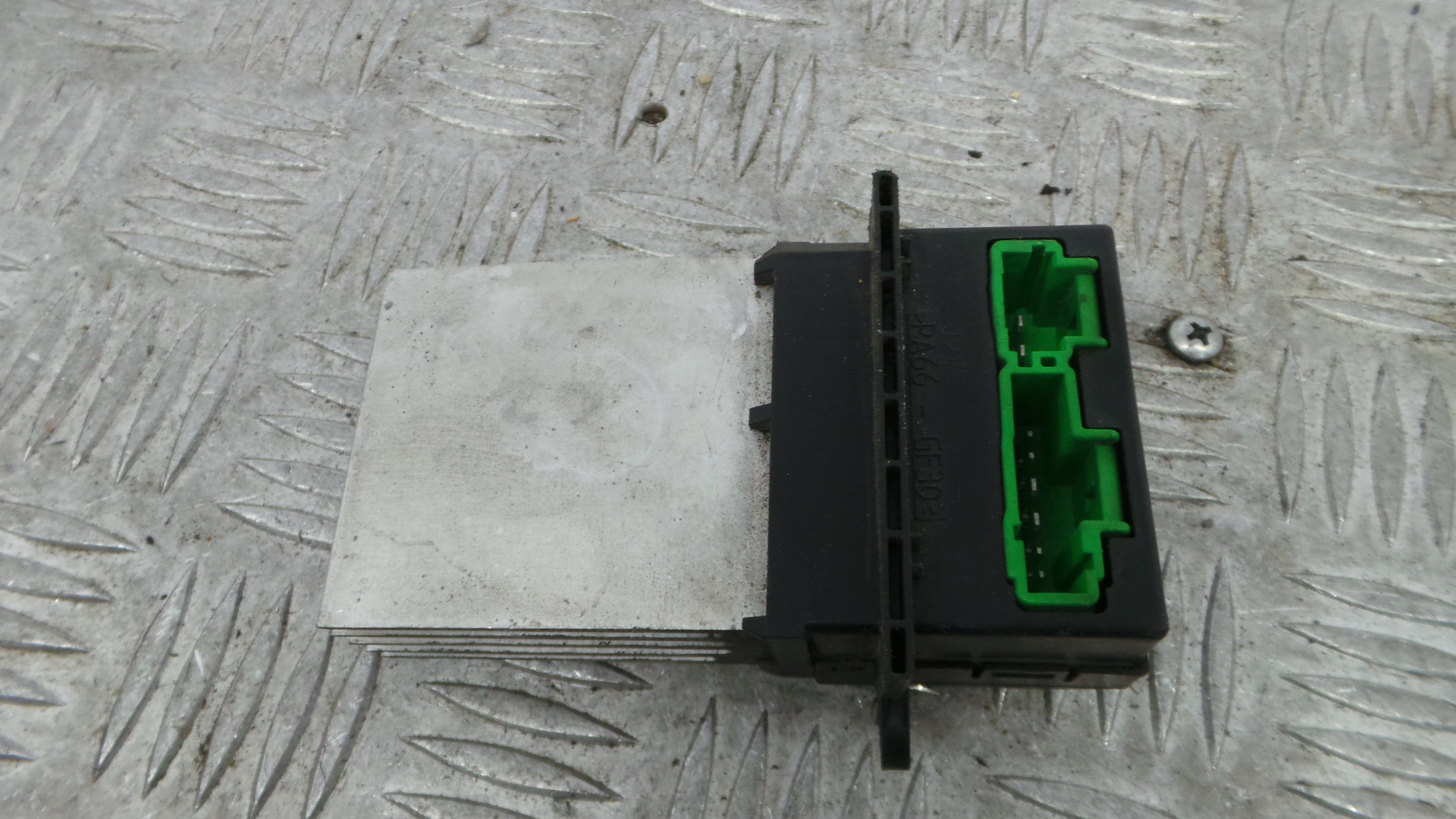 Resistência Ventilador Do Habitáculo F657165WQ - RENAULT CLIO III (BR0/1, CR0/1)-38047550 Resistência Ventilador Do Habitáculo F657165WQ - RENAULT CLIO III (BR0/1, CR0/1)-38047550