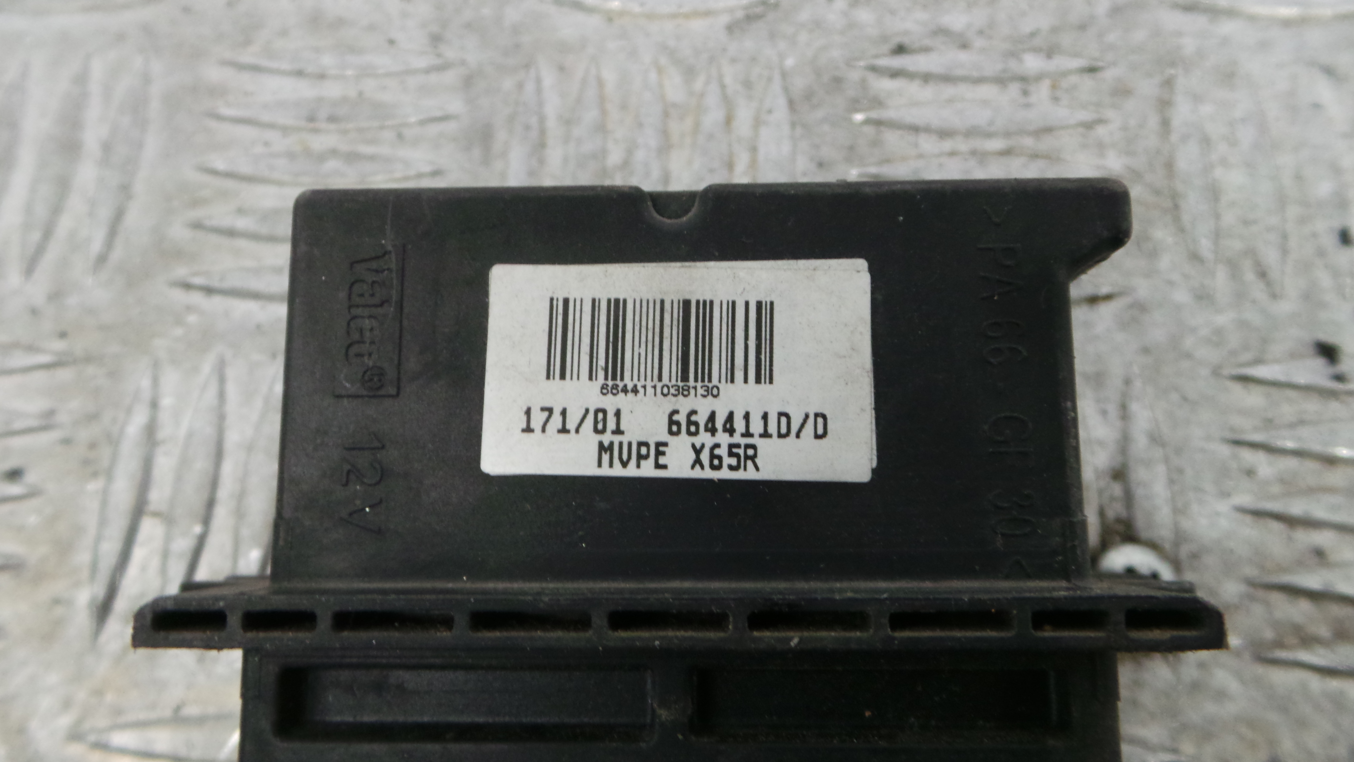 Resistência Ventilador Do Habitáculo 664411D - RENAULT CLIO II (BB_, CB_), CLIO Mk II (BB_, CB_)-38047553