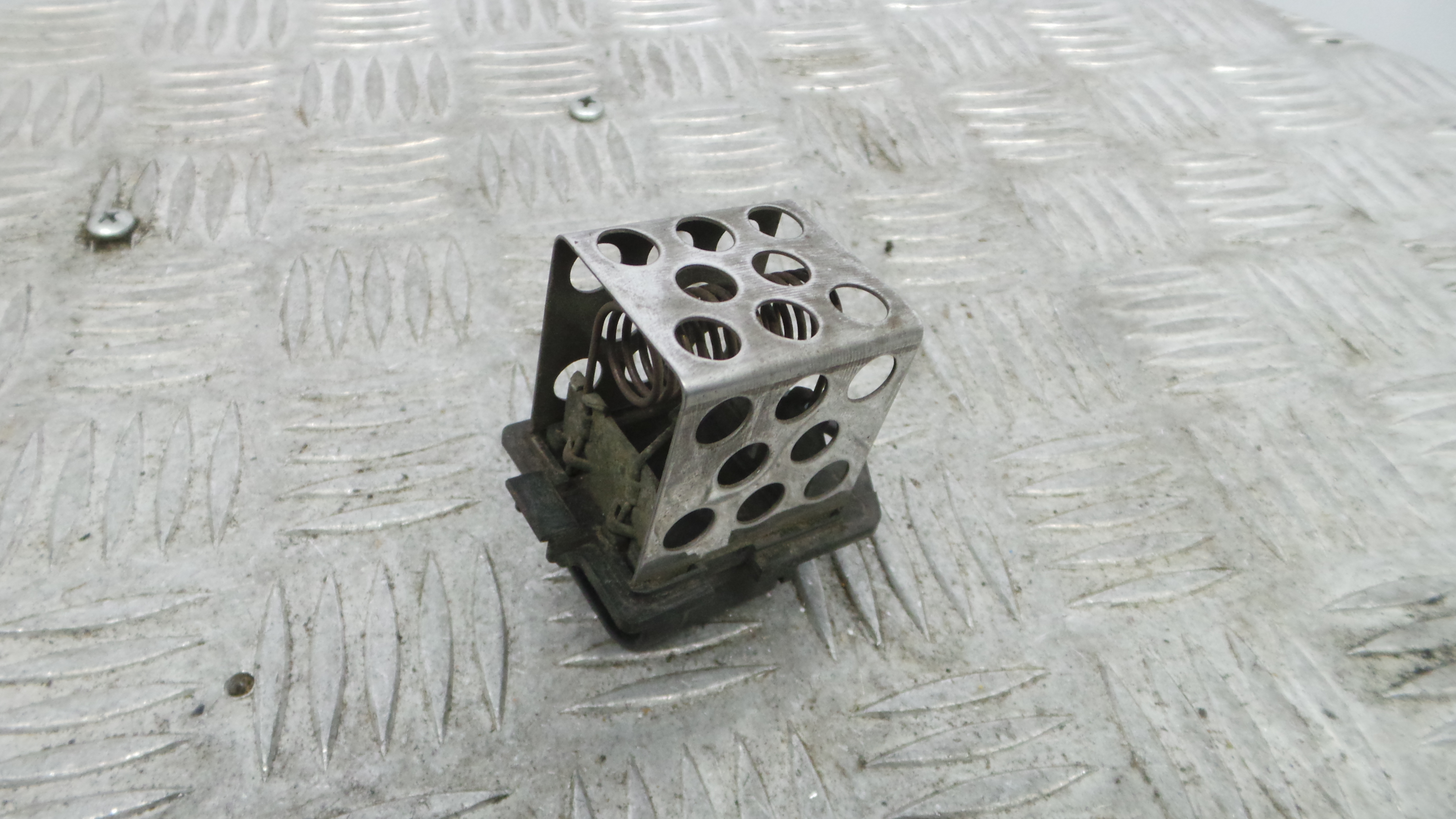 Resistência Ventilador De Radiador 8200045082 - RENAULT CLIO II (BB_, CB_), CLIO Mk II (BB_, CB_)-38049846 Resistência Ventilador De Radiador 8200045082 - RENAULT CLIO II (BB_, CB_), CLIO Mk II (BB_, CB_)-38049846