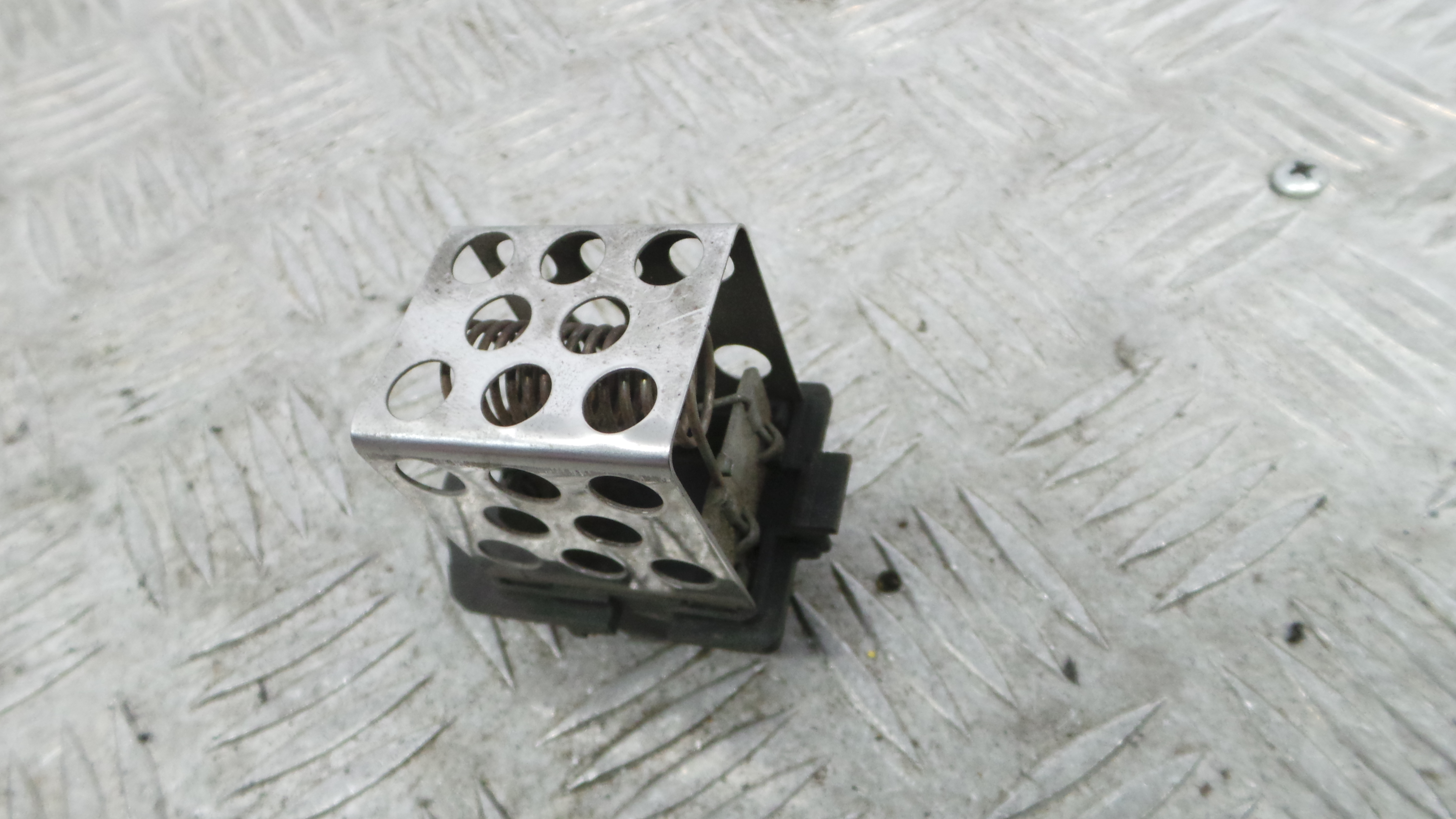 Resistência Ventilador De Radiador 8200045082 - RENAULT CLIO III (BR0/1, CR0/1)-38050201 Resistência Ventilador De Radiador 8200045082 - RENAULT CLIO III (BR0/1, CR0/1)-38050201