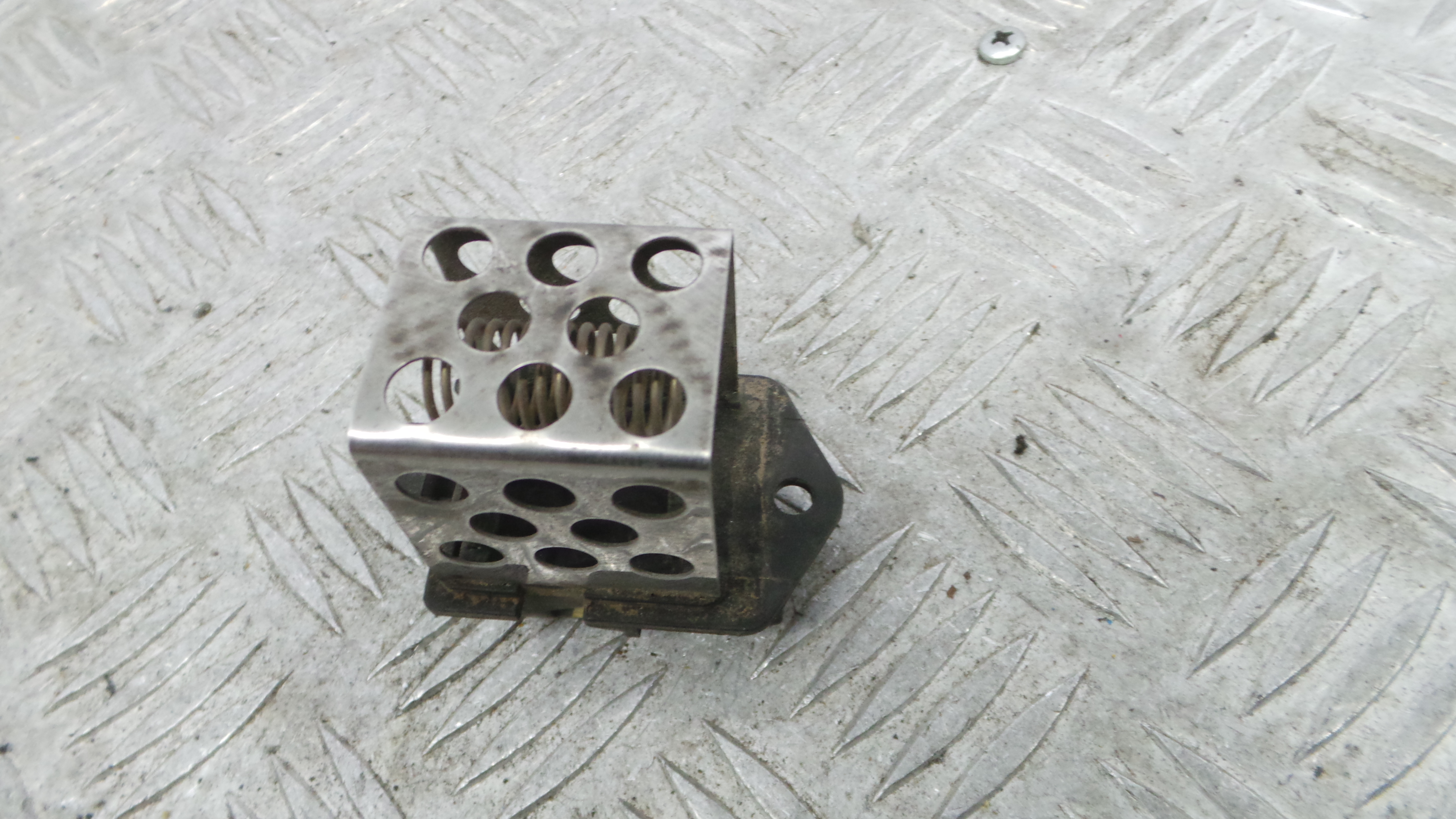 Resistência Ventilador De Radiador 3000100 - RENAULT CLIO III (BR0/1, CR0/1)-38050207 Resistência Ventilador De Radiador 3000100 - RENAULT CLIO III (BR0/1, CR0/1)-38050207