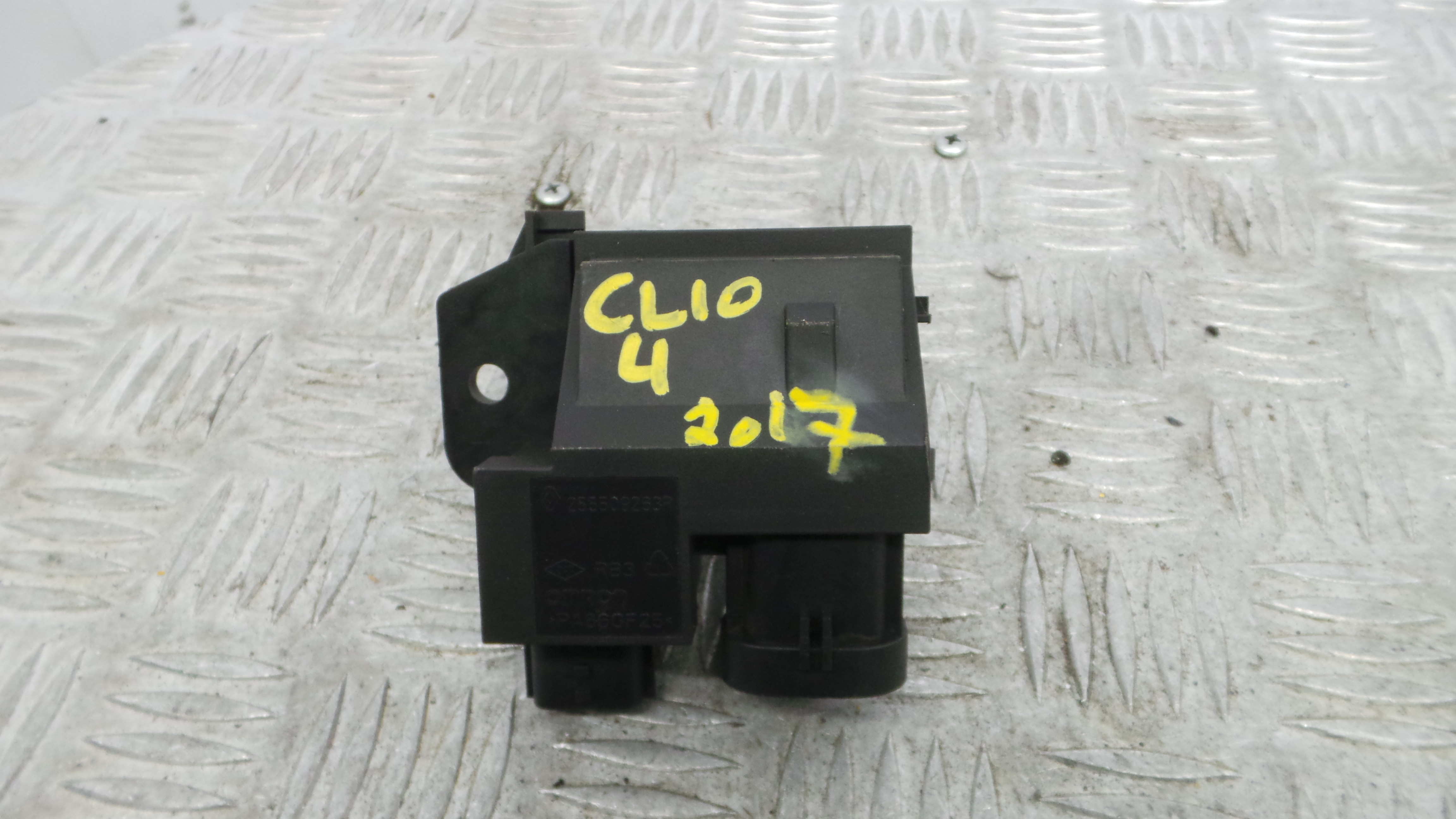 Resistência Ventilador De Radiador 255509263R - RENAULT CLIO IV (BH_)-38050210