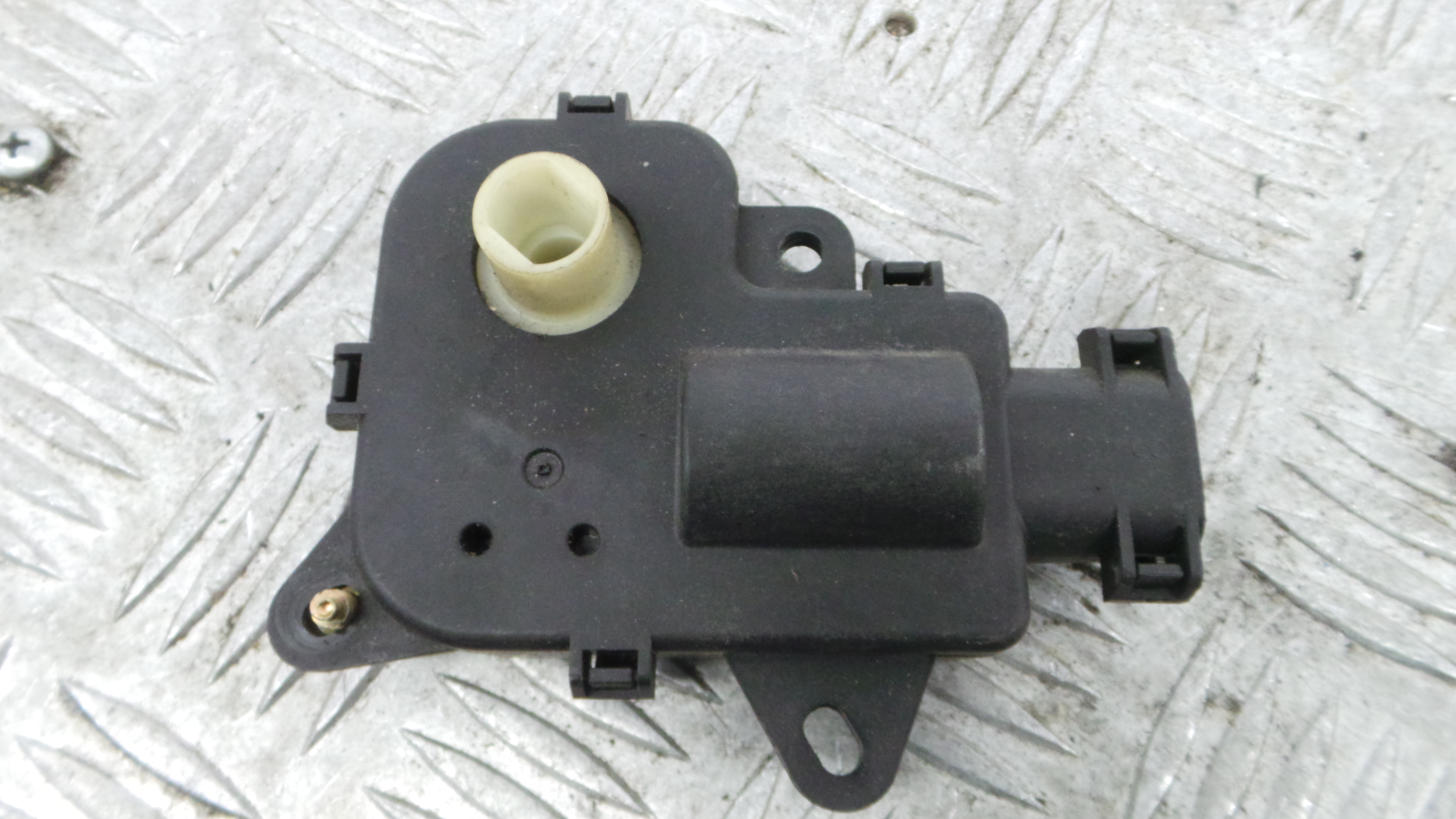 Atuador do Circuito de Ar  52465222 - RENAULT LAGUNA II (BG0/1_)-38050232