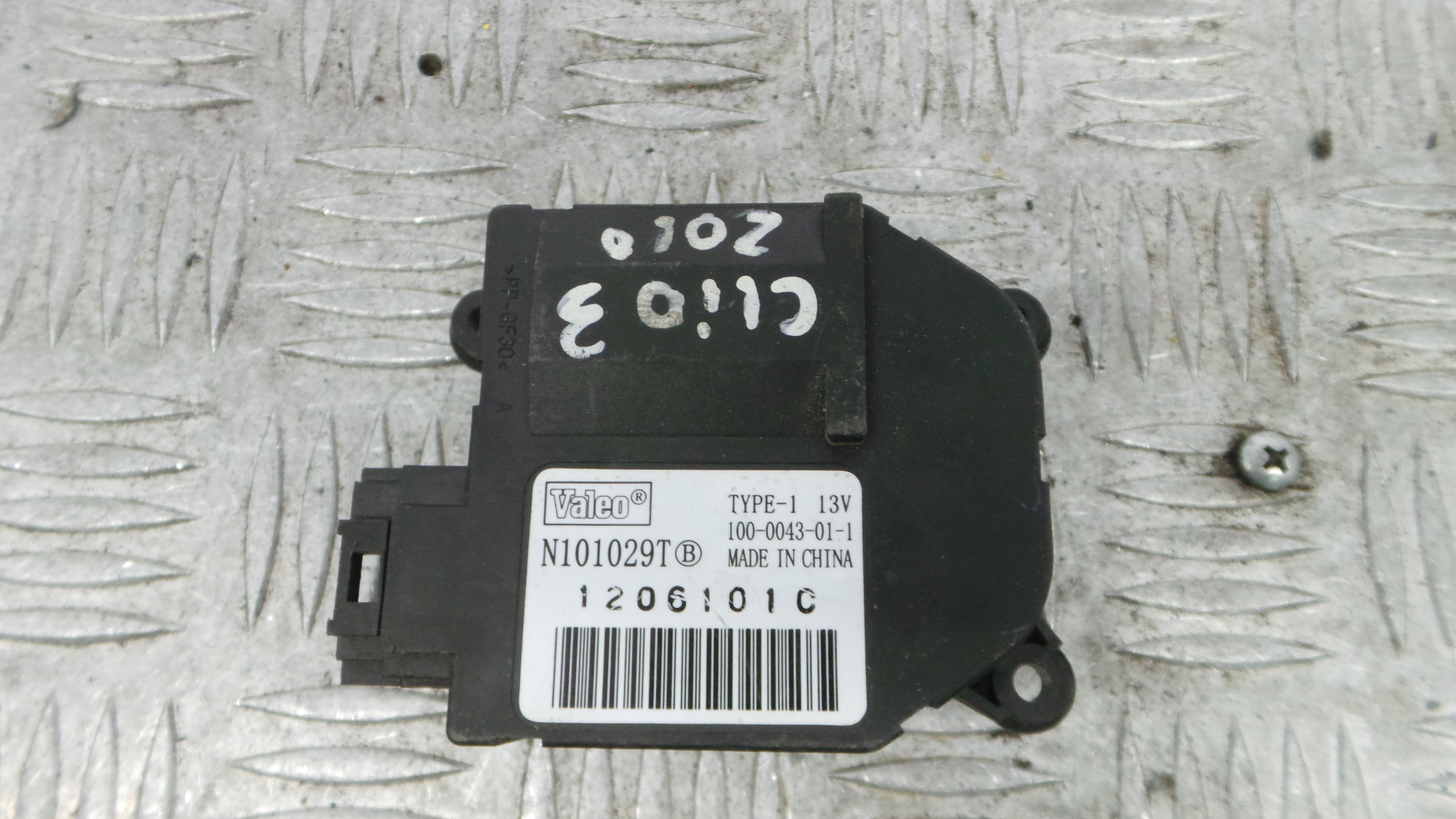 Atuador do Circuito de Ar N101029T - RENAULT CLIO III (BR0/1, CR0/1)-38050241 Atuador do Circuito de Ar N101029T - RENAULT CLIO III (BR0/1, CR0/1)-38050241