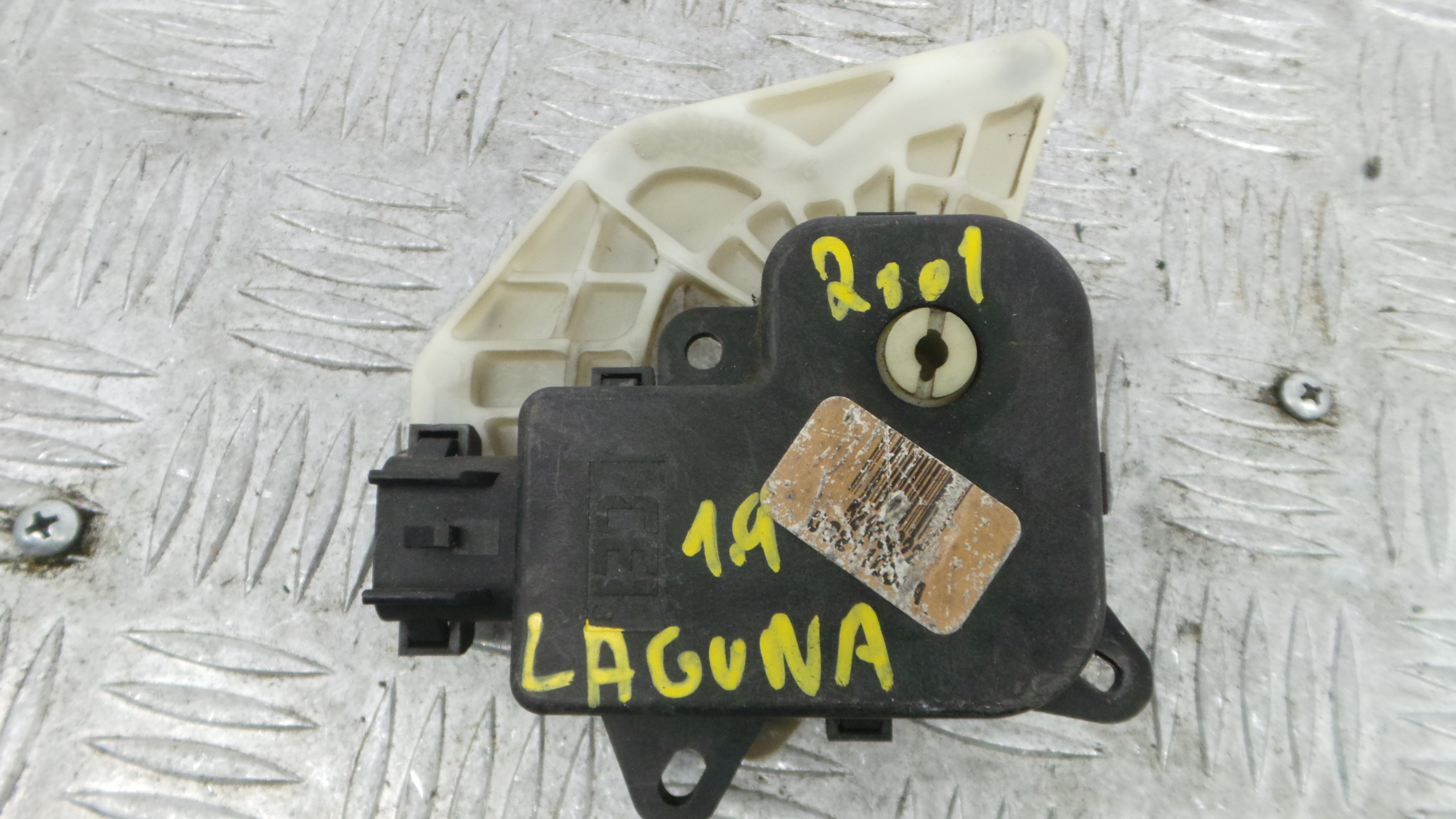 Atuador do Circuito de Ar 52465222 - RENAULT LAGUNA I (B56_, 556_)-38050244 Atuador do Circuito de Ar 52465222 - RENAULT LAGUNA I (B56_, 556_)-38050244