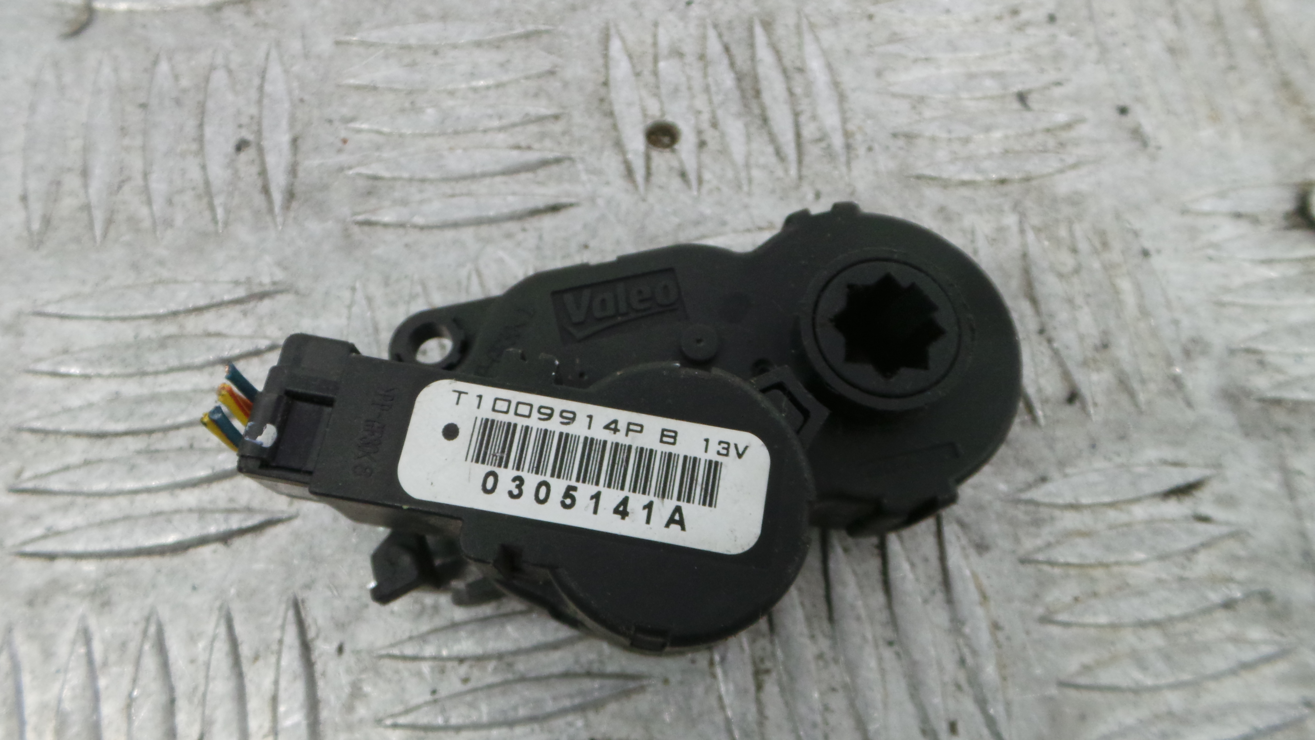 Atuador do Circuito de Ar T1009914PB - RENAULT CLIO IV (BH_)-38050253 Atuador do Circuito de Ar T1009914PB - RENAULT CLIO IV (BH_)-38050253