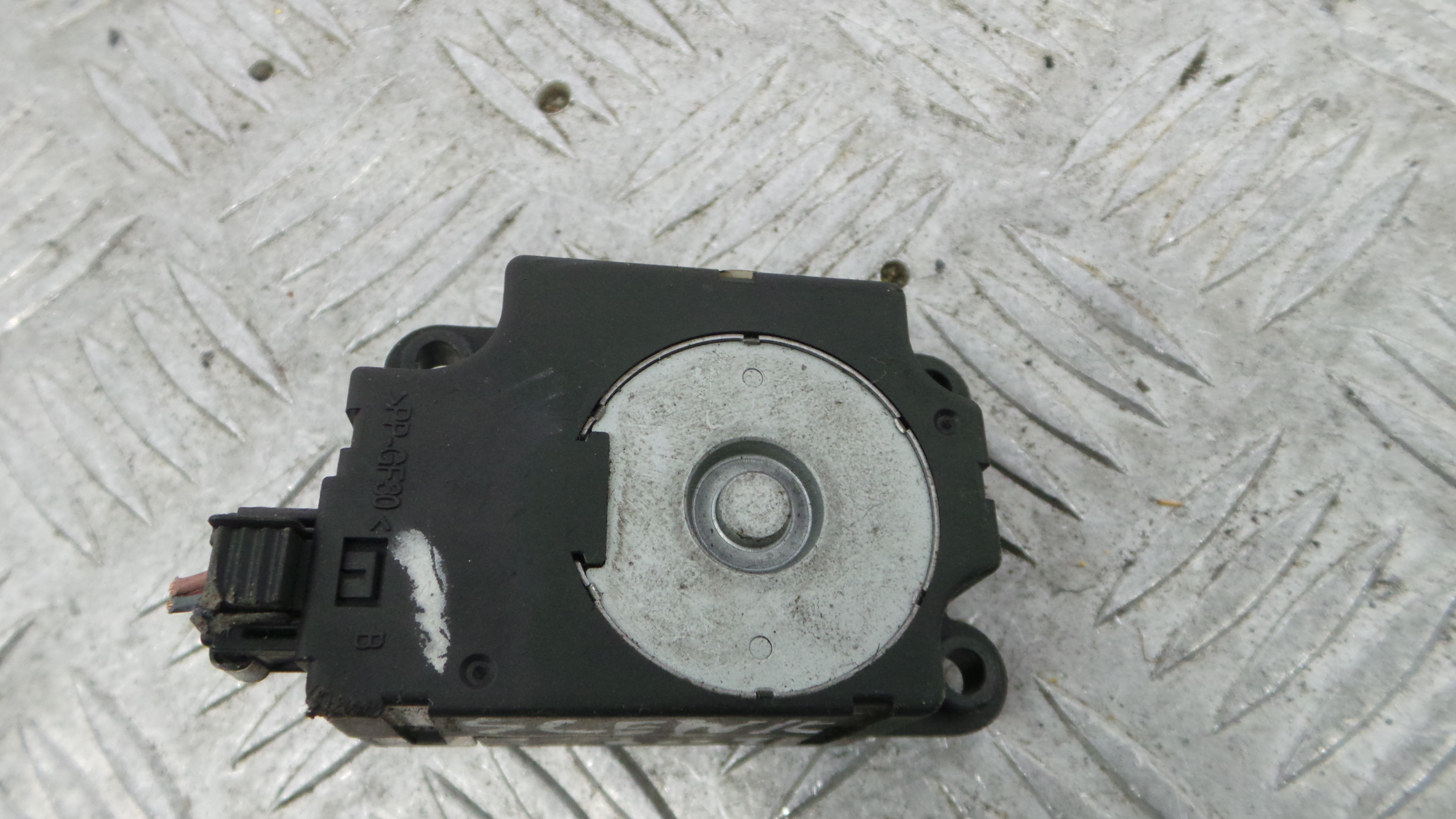 Atuador do Circuito de Ar T1006419G - RENAULT SCÉNIC III (JZ0/1_)-38050265 Atuador do Circuito de Ar T1006419G - RENAULT SCÉNIC III (JZ0/1_)-38050265