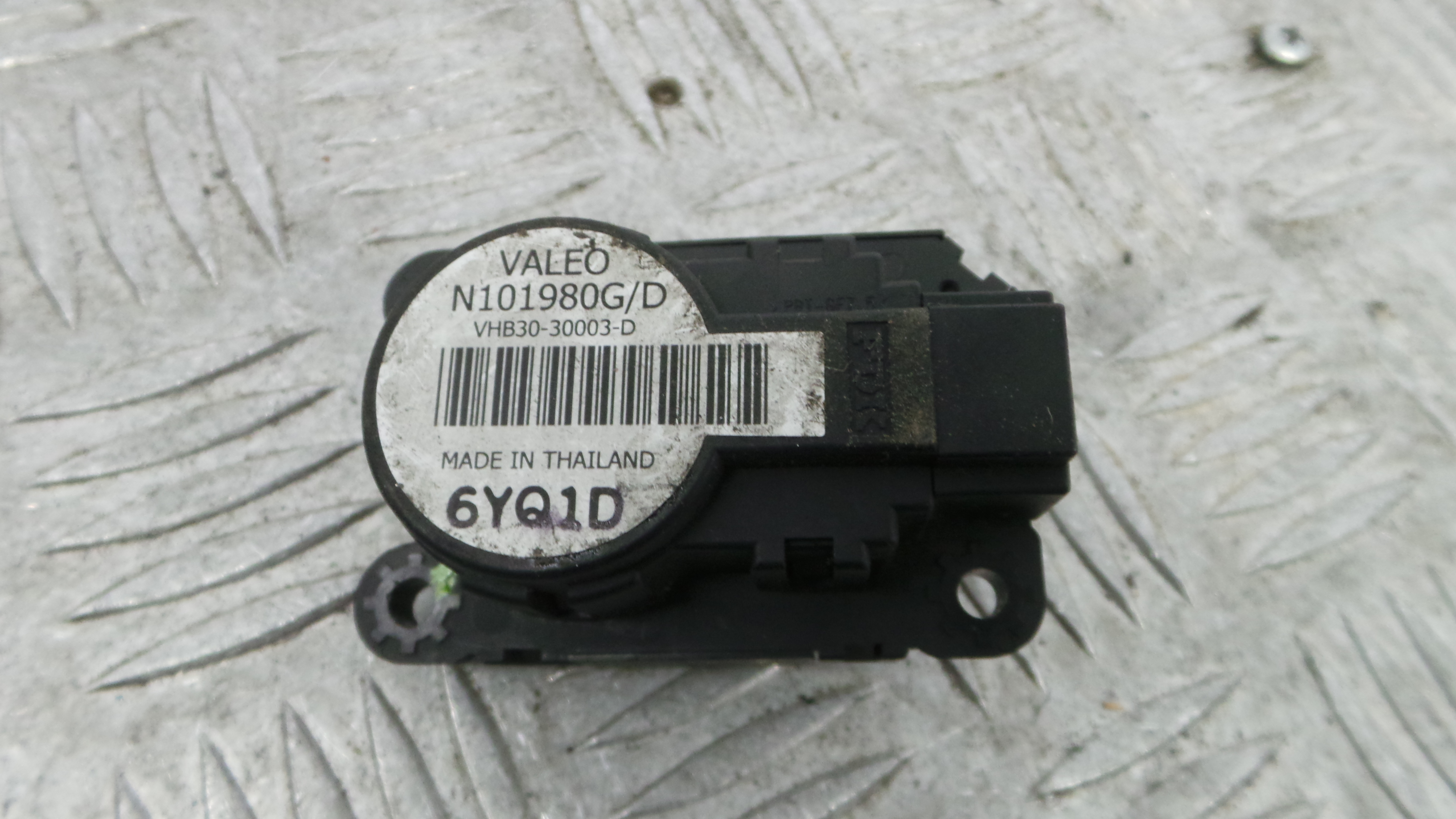 Atuador do Circuito de Ar N101980GD - RENAULT SCÉNIC II (JM0/1_)-38050298 Atuador do Circuito de Ar N101980GD - RENAULT SCÉNIC II (JM0/1_)-38050298