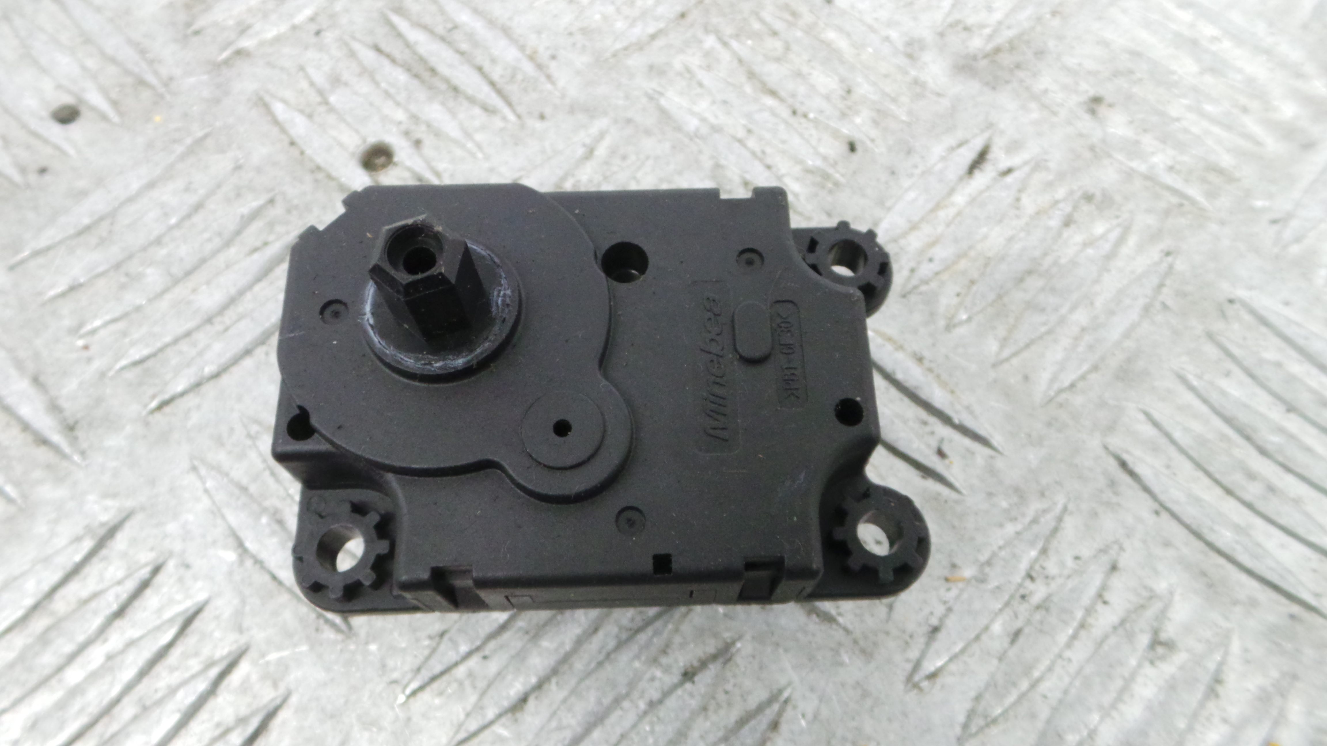 Atuador do Circuito de Ar A21201700 - RENAULT CLIO V (B7_)-38050301