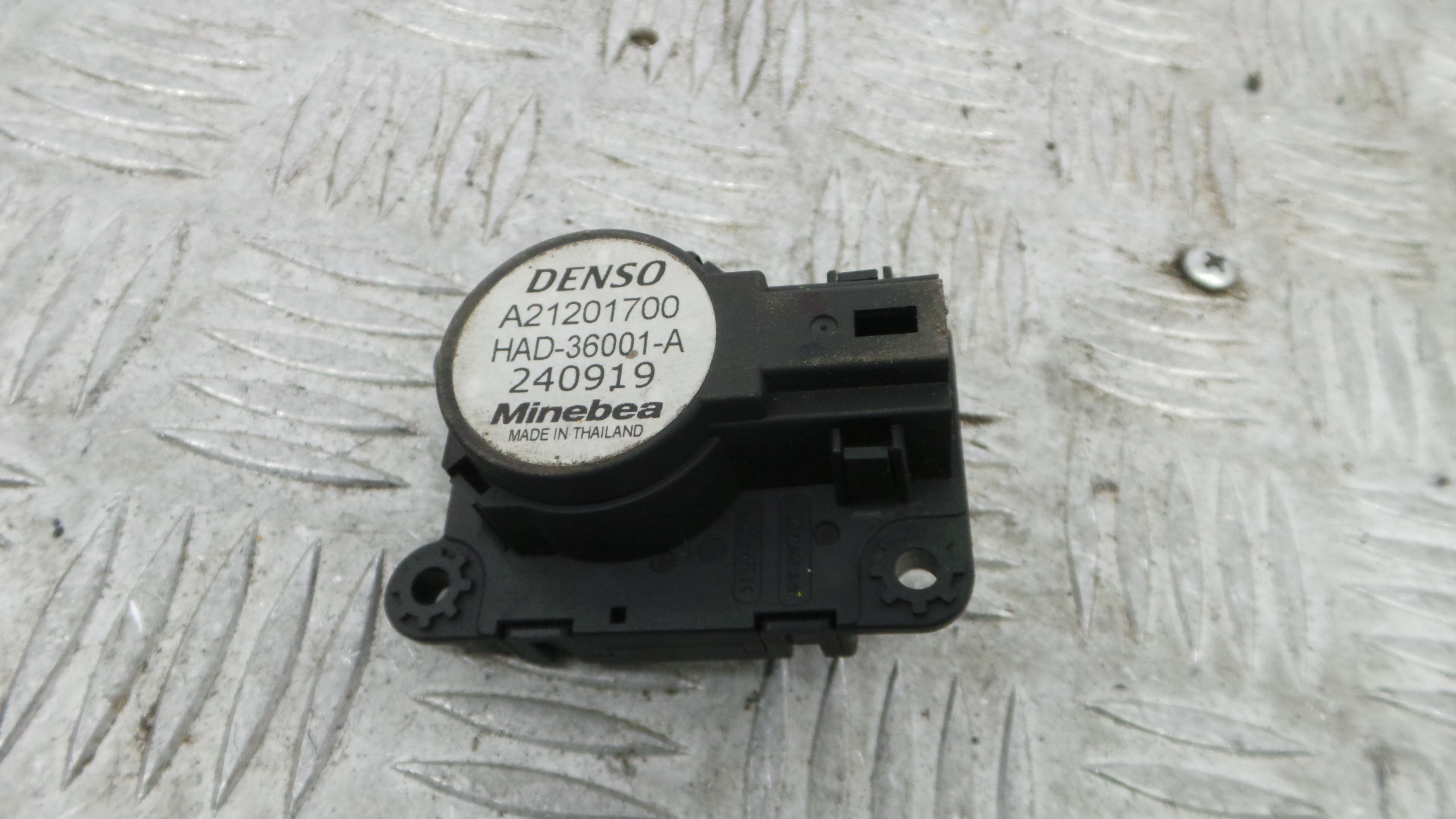 Atuador do Circuito de Ar  A21201700 - RENAULT CLIO V (B7_)-38050388