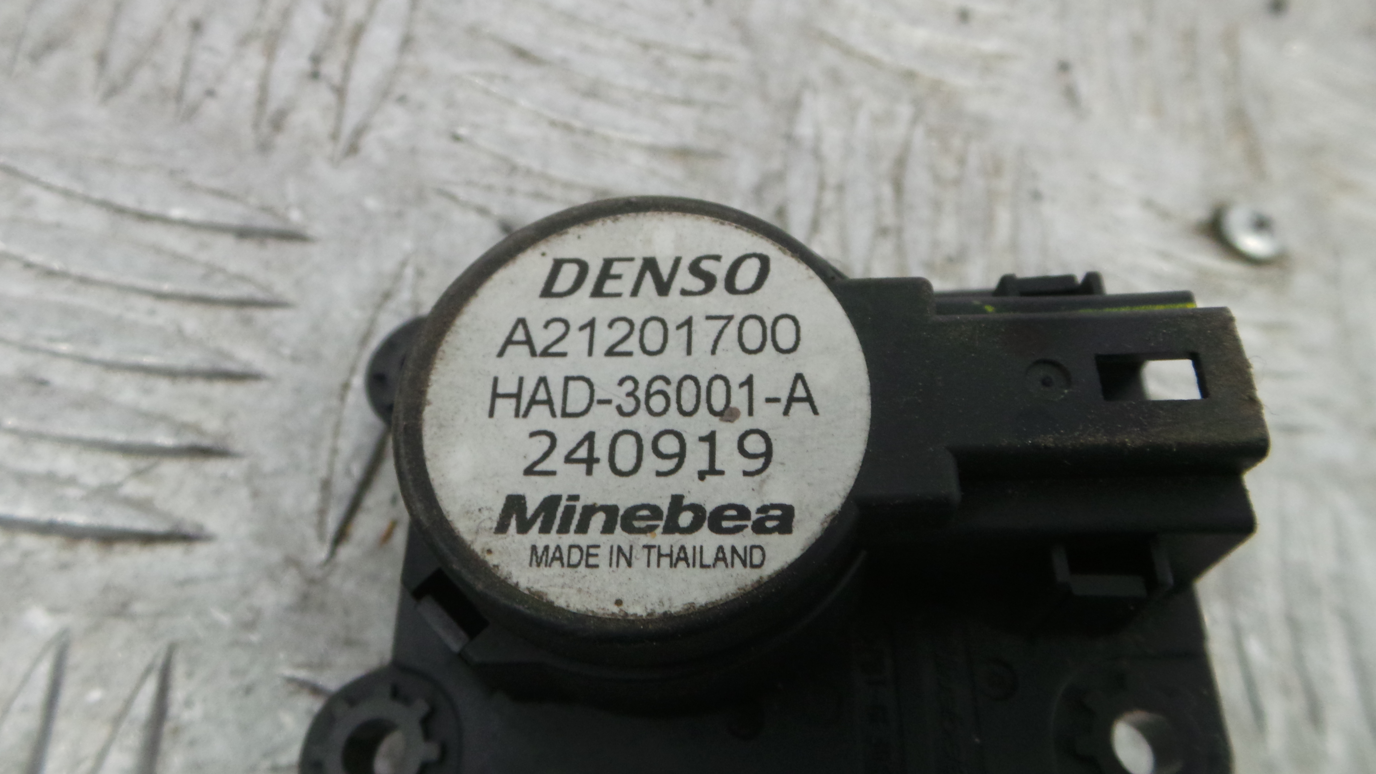 Atuador do Circuito de Ar  A21201700 - RENAULT CLIO V (B7_)-38050388