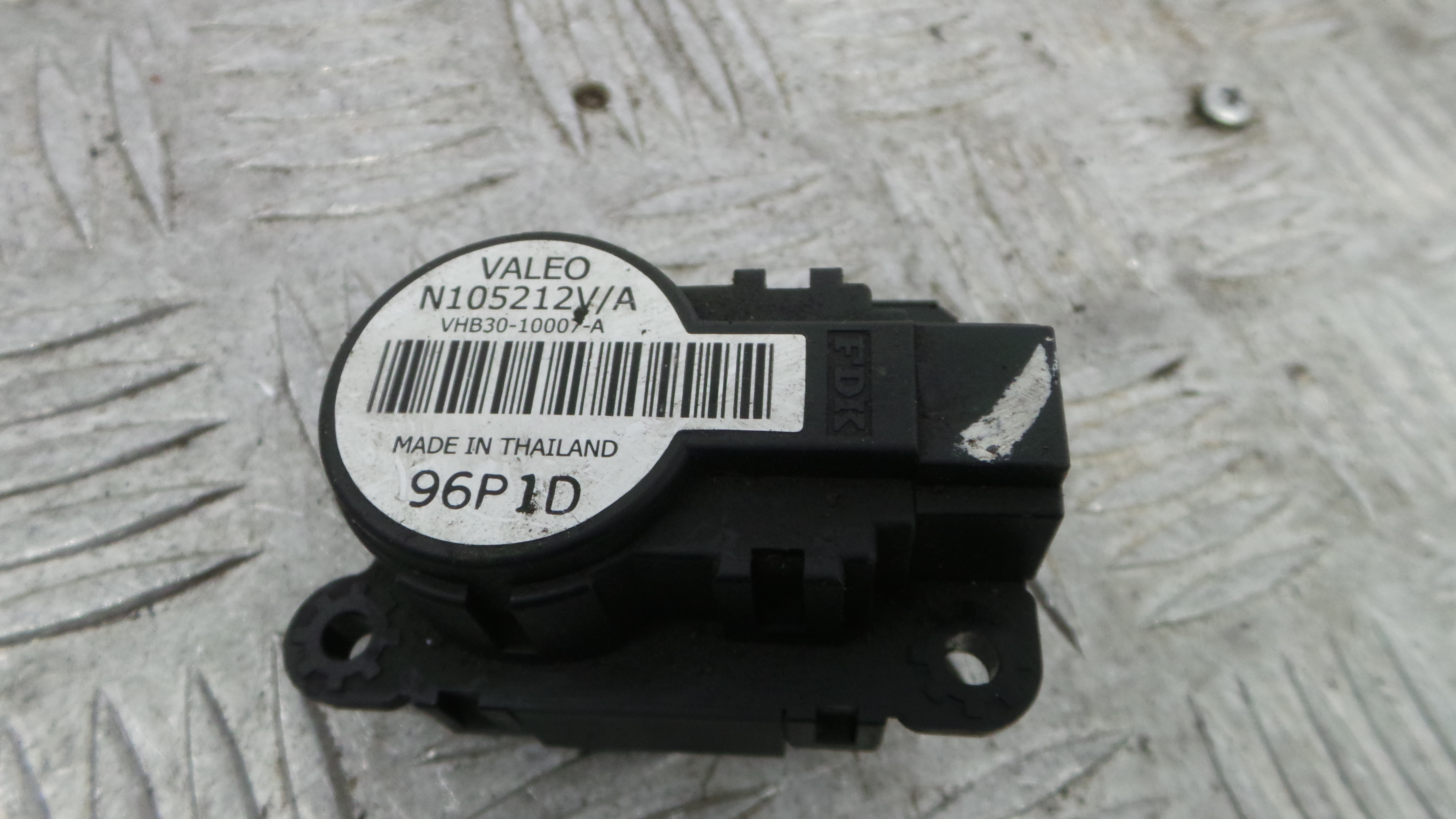 Atuador do Circuito de Ar N105212VA - RENAULT SCÉNIC III (JZ0/1_)-38050400 Atuador do Circuito de Ar N105212VA - RENAULT SCÉNIC III (JZ0/1_)-38050400