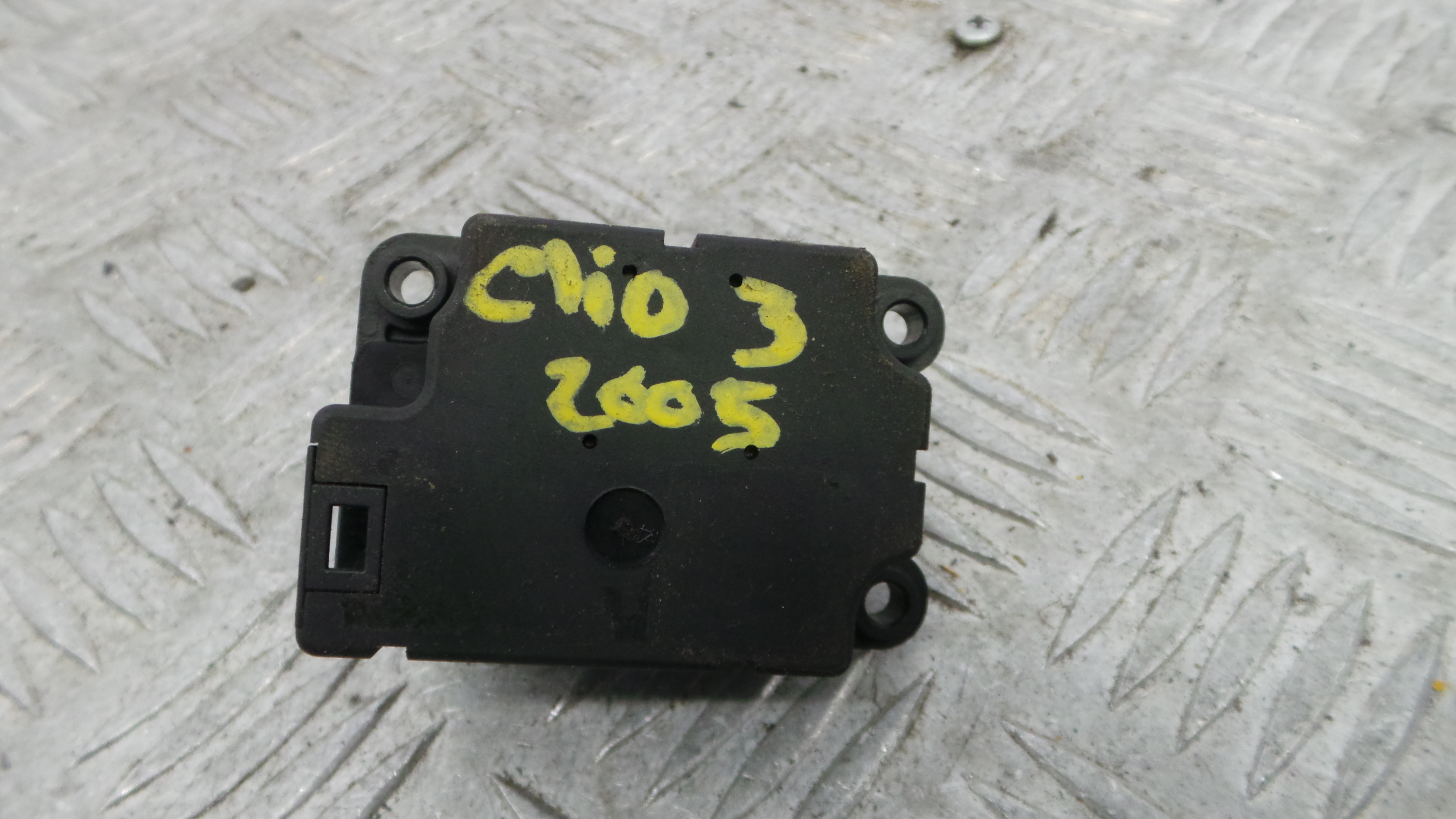 Atuador do Circuito de Ar - RENAULT CLIO III (BR0/1, CR0/1)-38050406 Atuador do Circuito de Ar - RENAULT CLIO III (BR0/1, CR0/1)-38050406