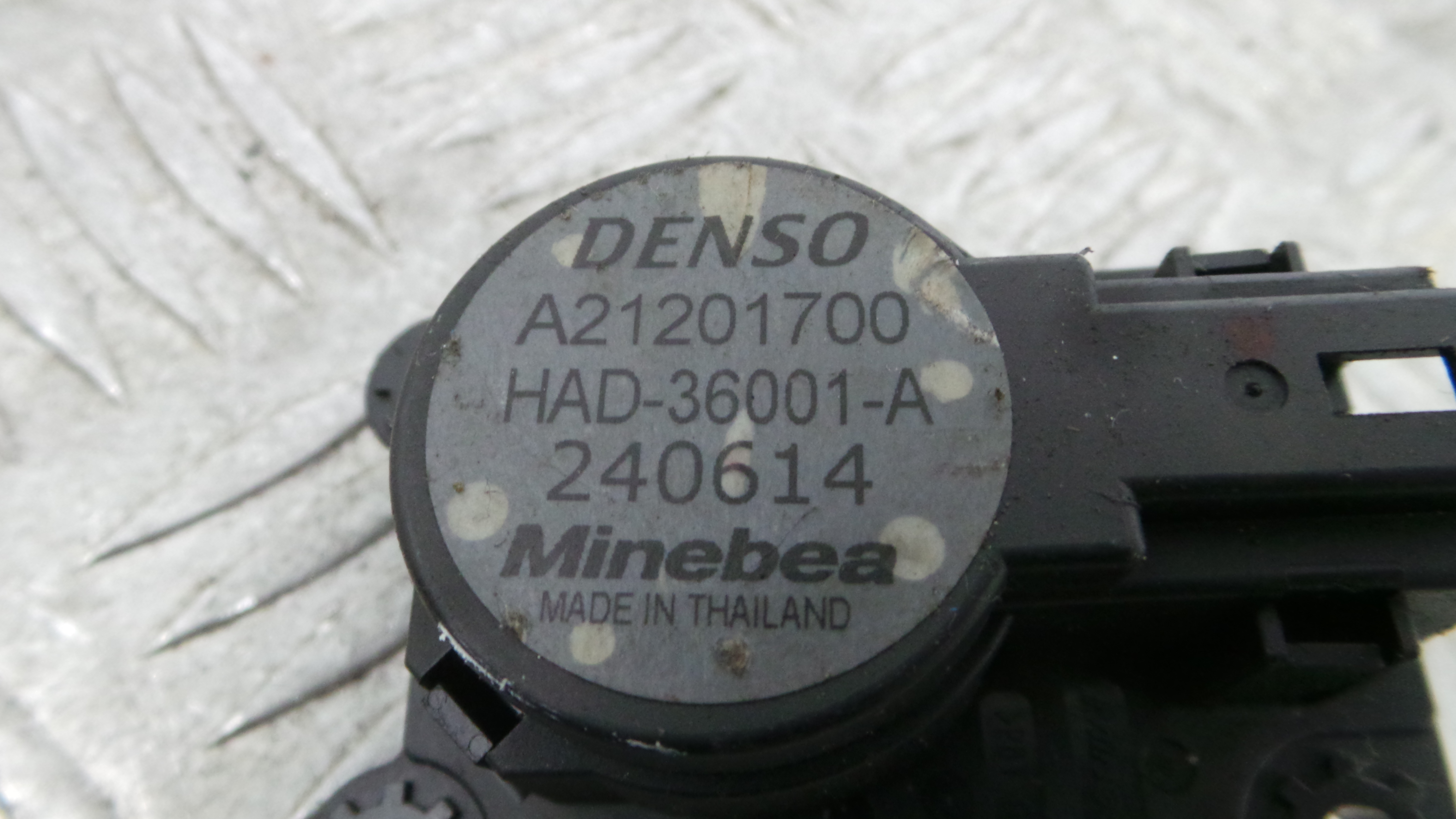 Atuador do Circuito de Ar  A21201700 - RENAULT CLIO IV (BH_)-38050408