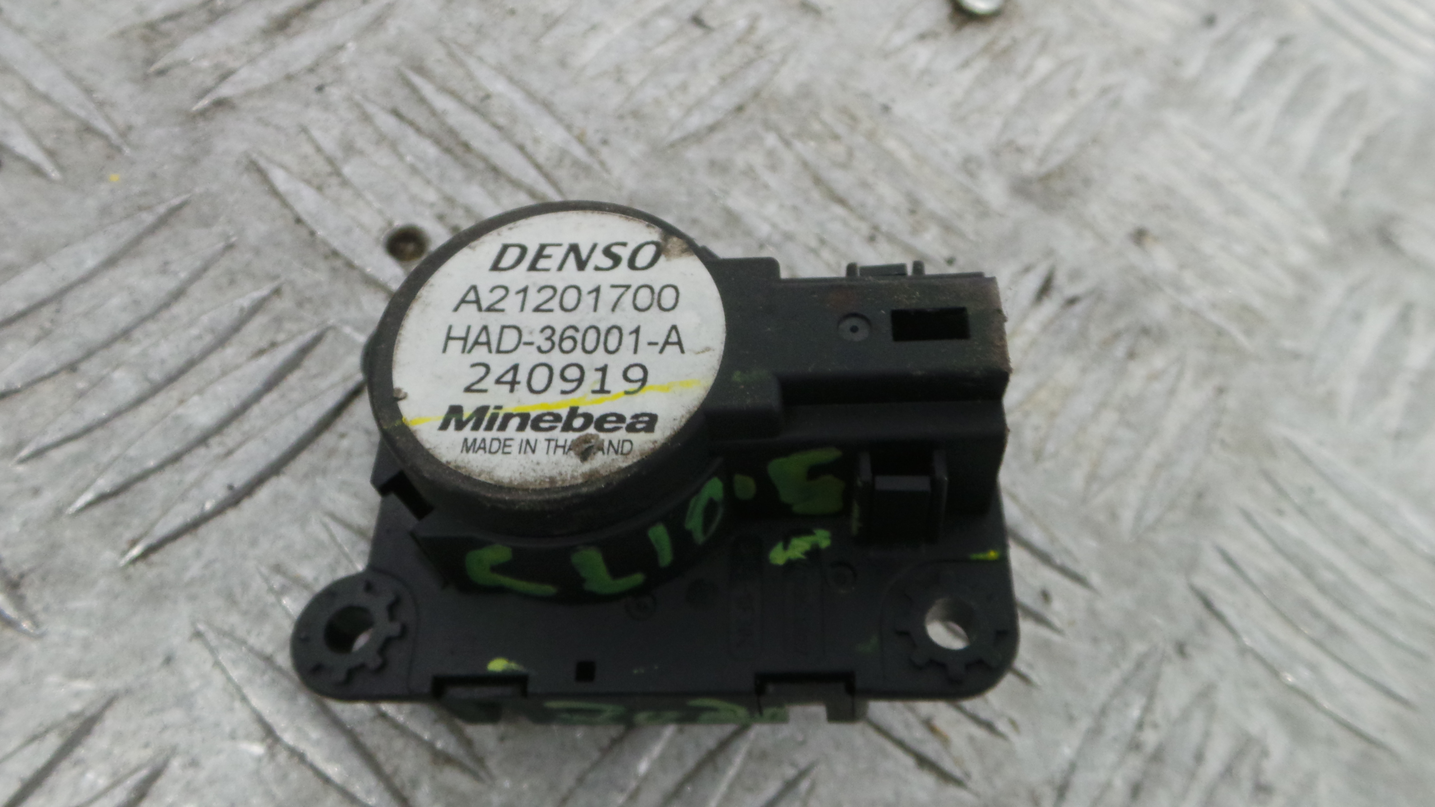 Atuador do Circuito de Ar A21201700 - RENAULT CLIO V (B7_)-38050417 Atuador do Circuito de Ar A21201700 - RENAULT CLIO V (B7_)-38050417