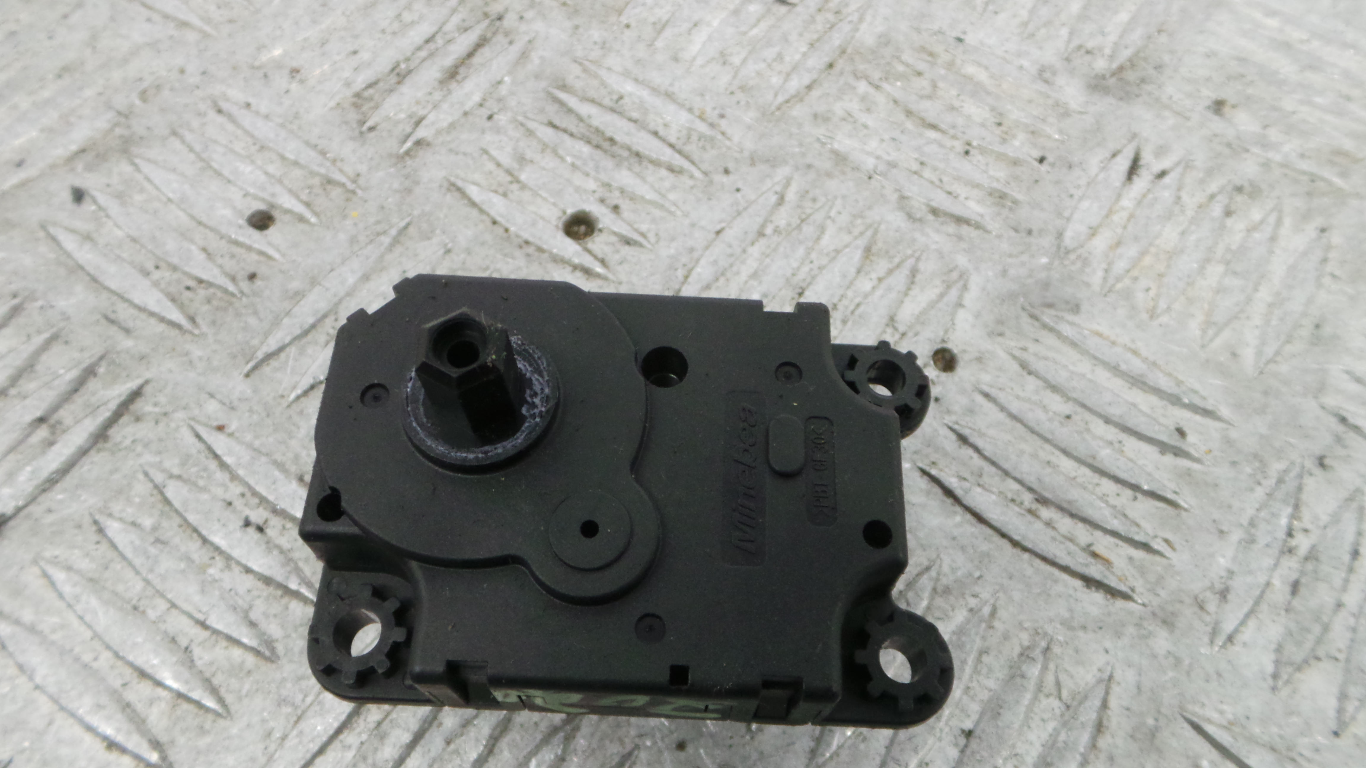 Atuador do Circuito de Ar  A21201700 - RENAULT CLIO V (B7_)-38050417