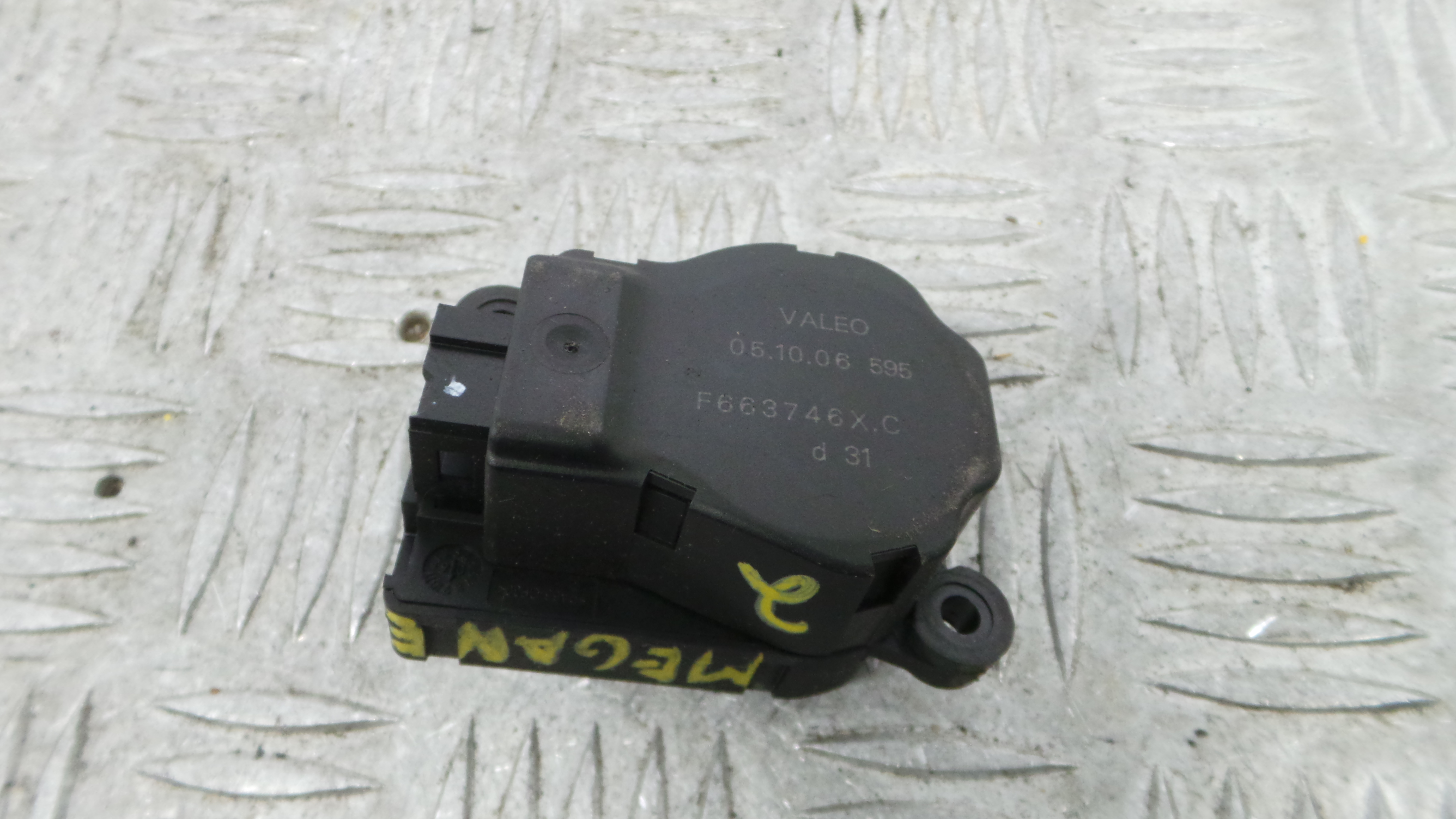 Atuador do Circuito de Ar F663746XC - RENAULT MEGANE II (BM0/1_, CM0/1_)-38050439 Atuador do Circuito de Ar F663746XC - RENAULT MEGANE II (BM0/1_, CM0/1_)-38050439