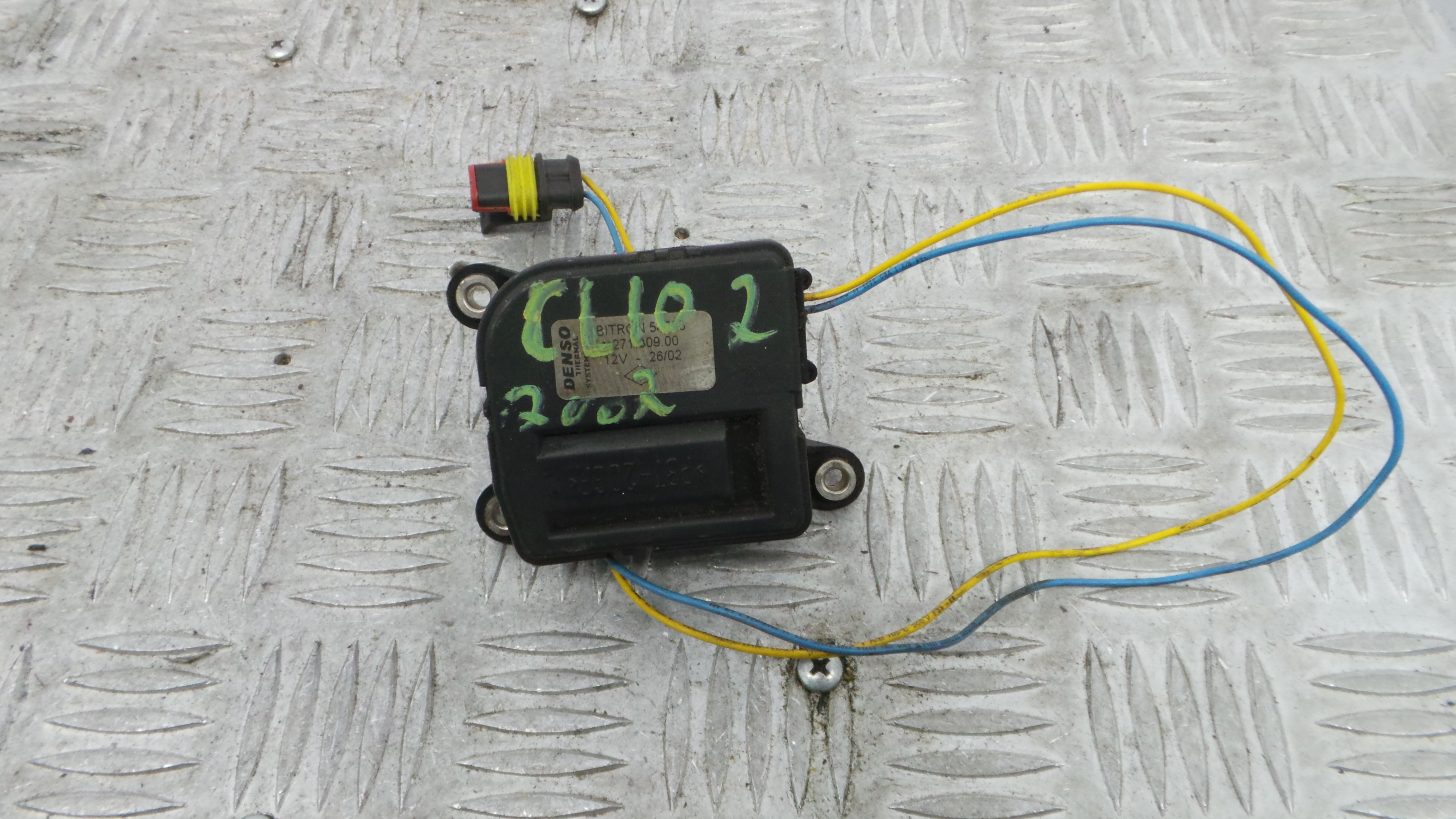 Atuador do Circuito de Ar - RENAULT CLIO II (BB_, CB_), CLIO Mk II (BB_, CB_)-38050445 Atuador do Circuito de Ar - RENAULT CLIO II (BB_, CB_), CLIO Mk II (BB_, CB_)-38050445