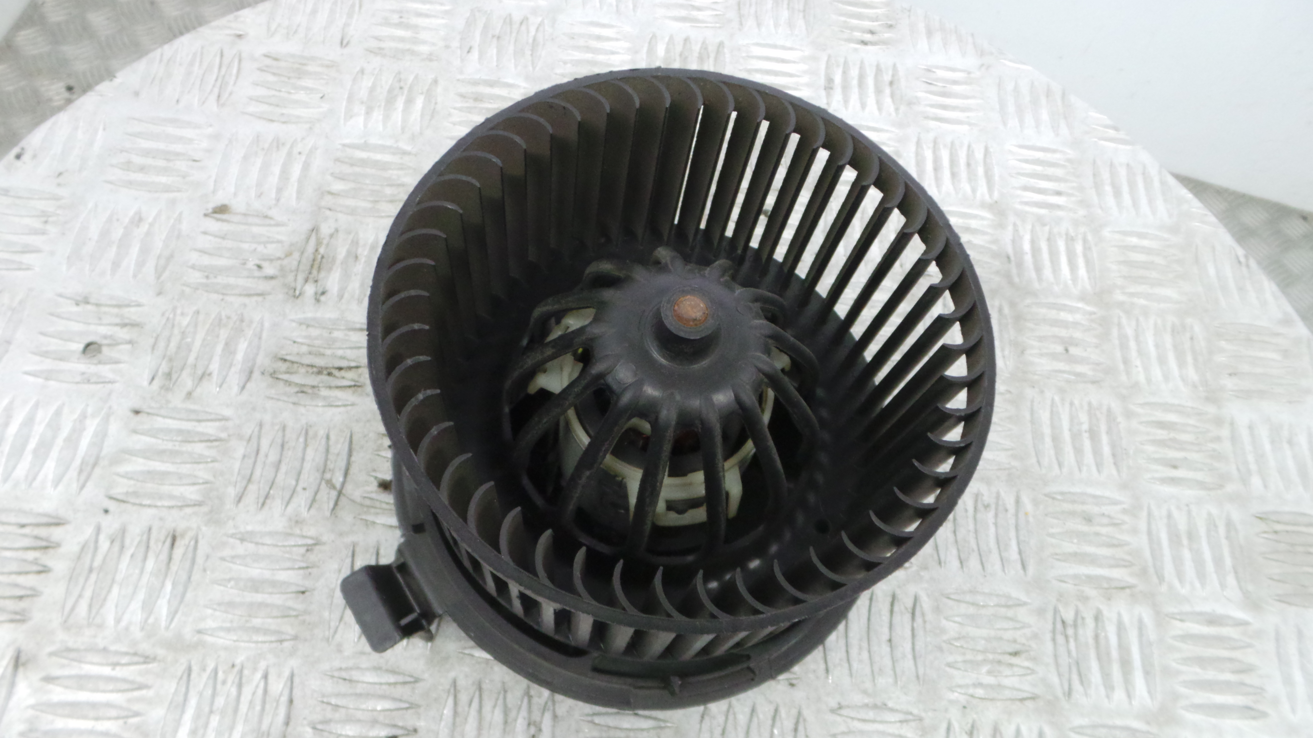 Motor da Chauffage / Motor de Sofagem N103992Q - RENAULT CLIO III (BR0/1, CR0/1)-38050501 Motor da Chauffage / Motor de Sofagem N103992Q - RENAULT CLIO III (BR0/1, CR0/1)-38050501