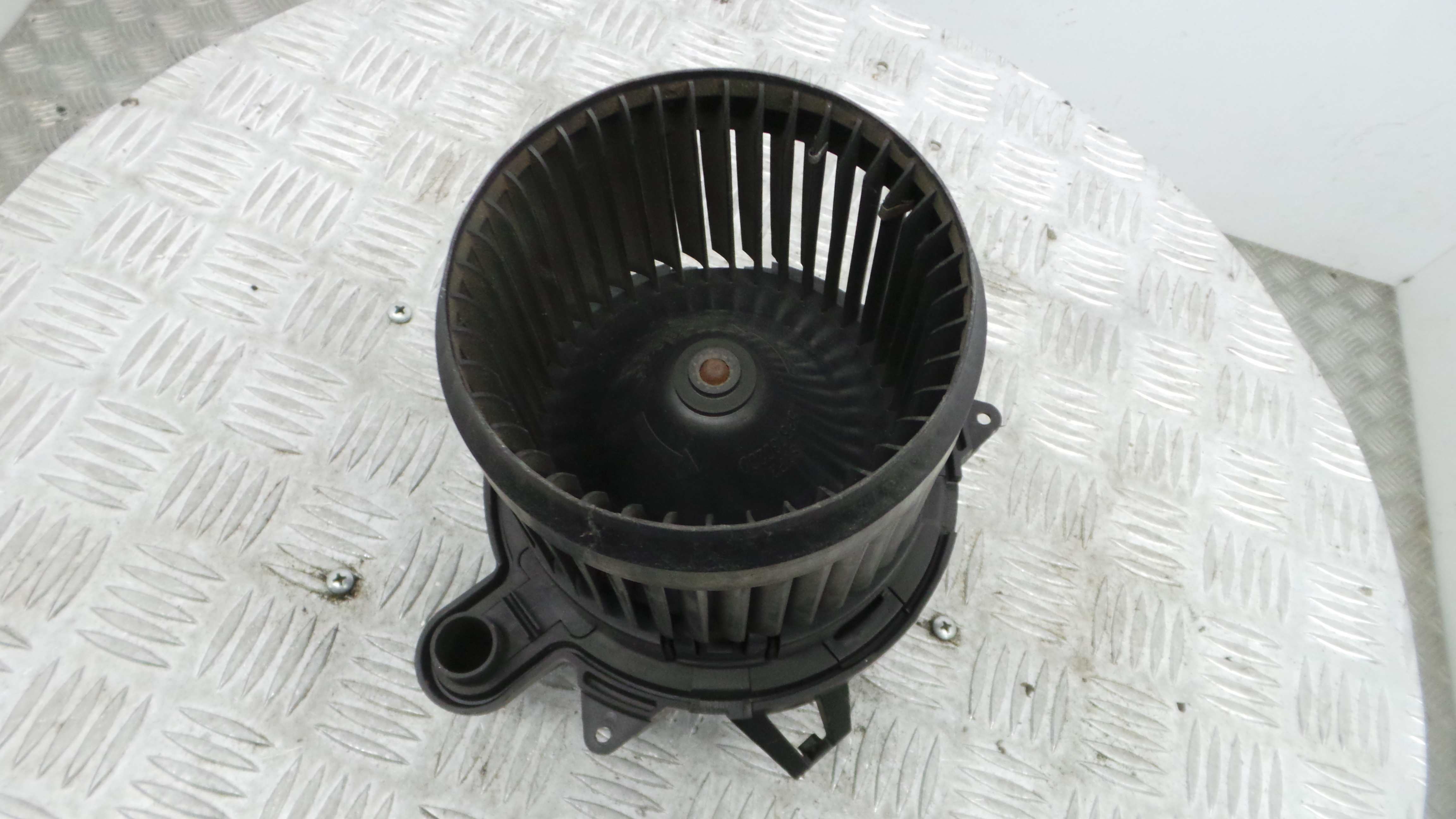 Motor da Chauffage / Motor de Sofagem 5P3730000 – RENAULT CLIO IV (BH_) Motor da Chauffage / Motor de Sofagem 5P3730000 – RENAULT CLIO IV (BH_)