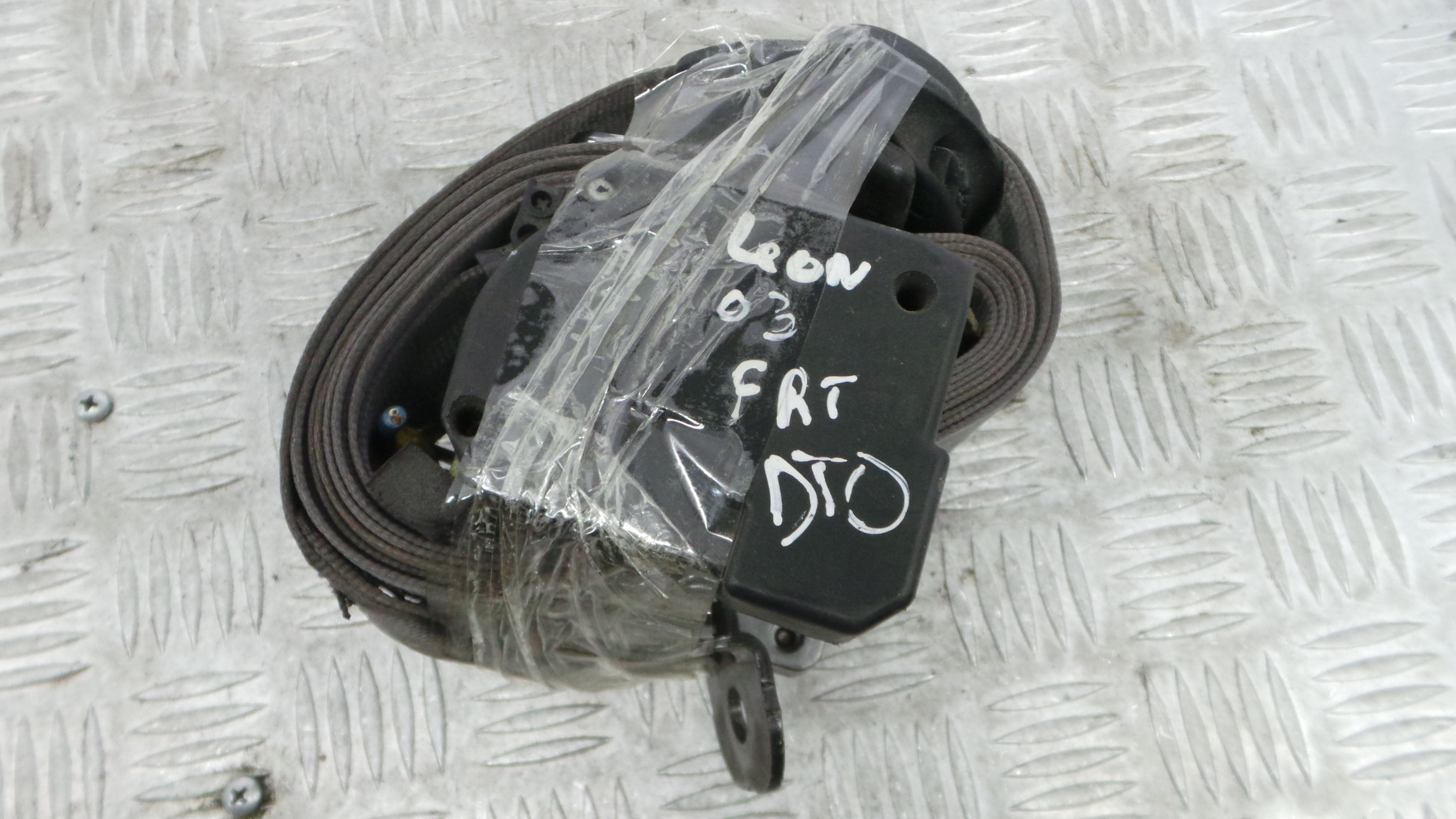 Cinto Frente Direito    - SEAT LEON (1M1)-38059786