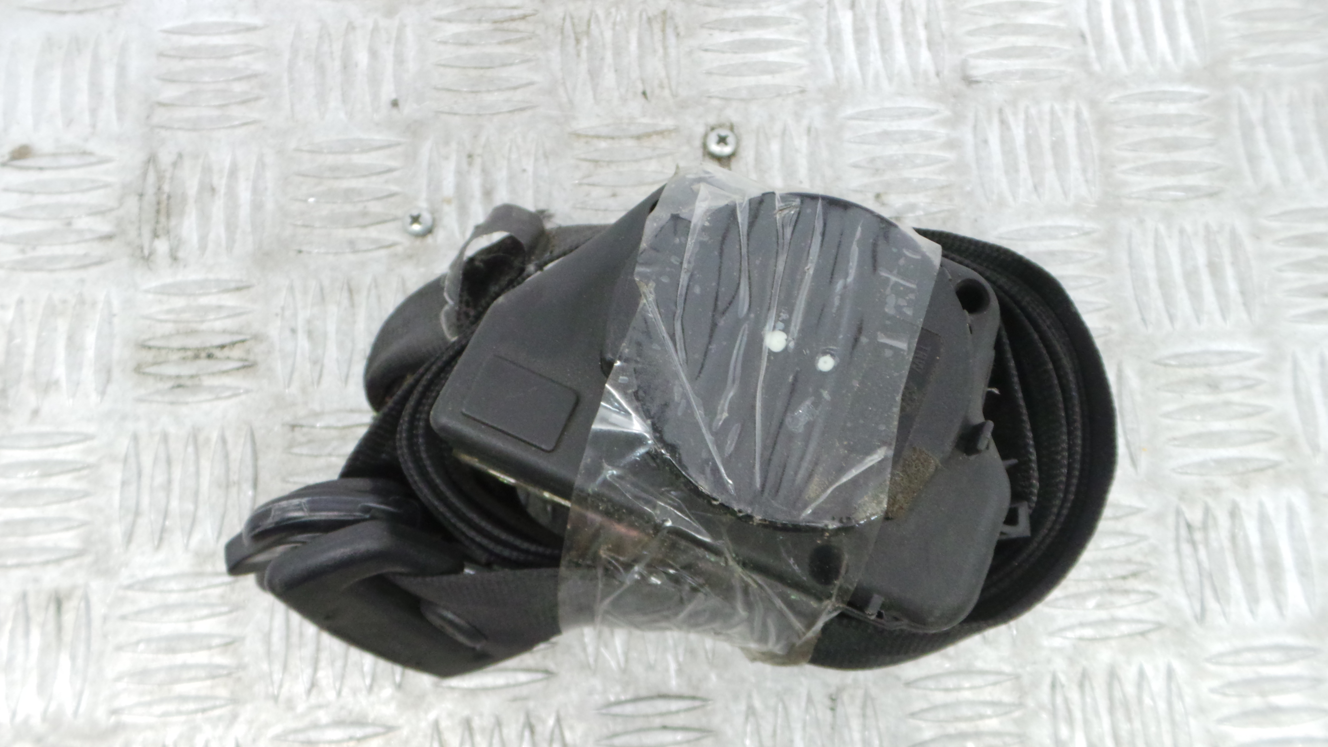 Cinto Trás Dto  - AUDI A3 (8L1)-38059798