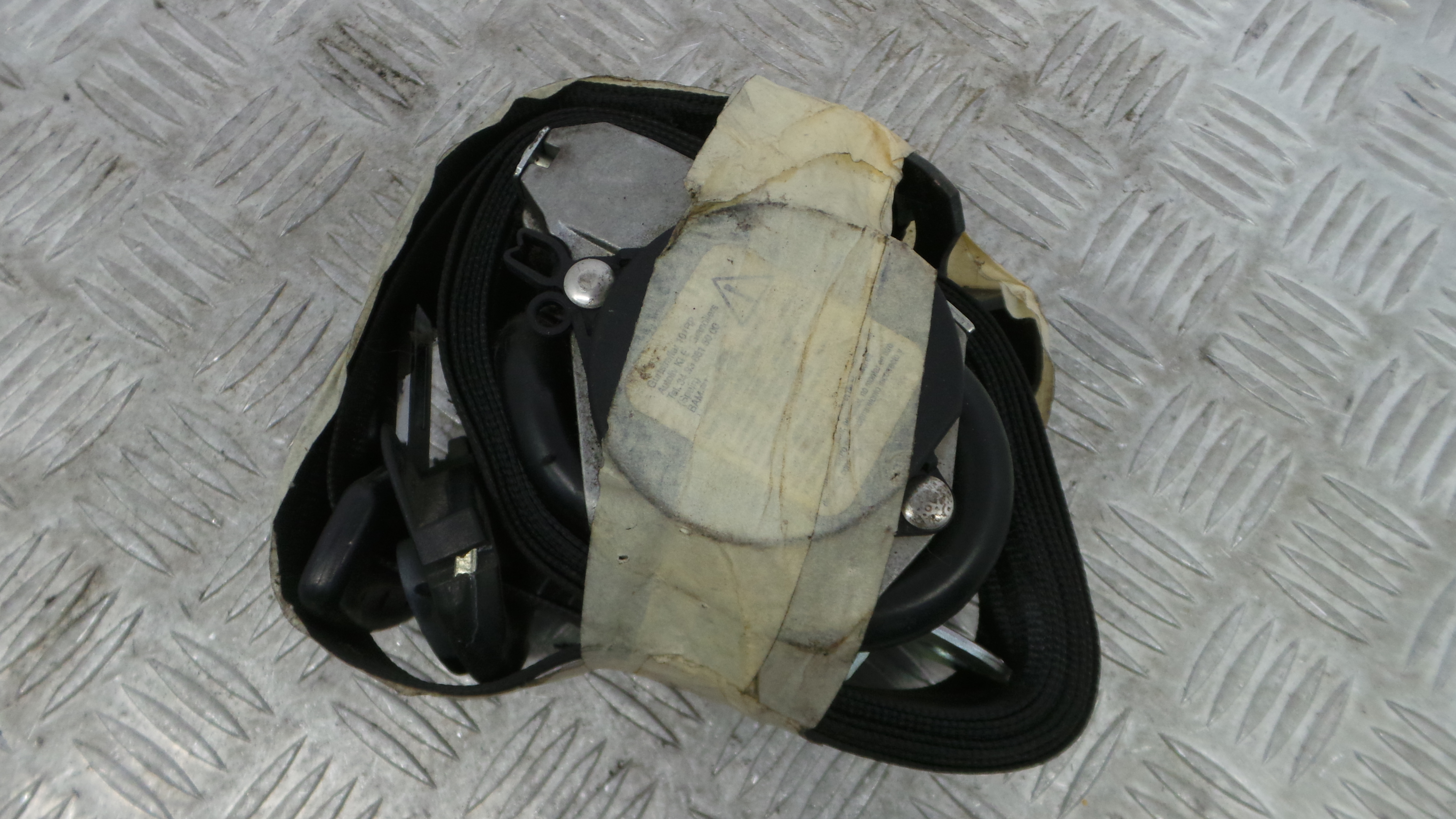 Cinto Frente Esq - SEAT CORDOBA (6L2)-38059800