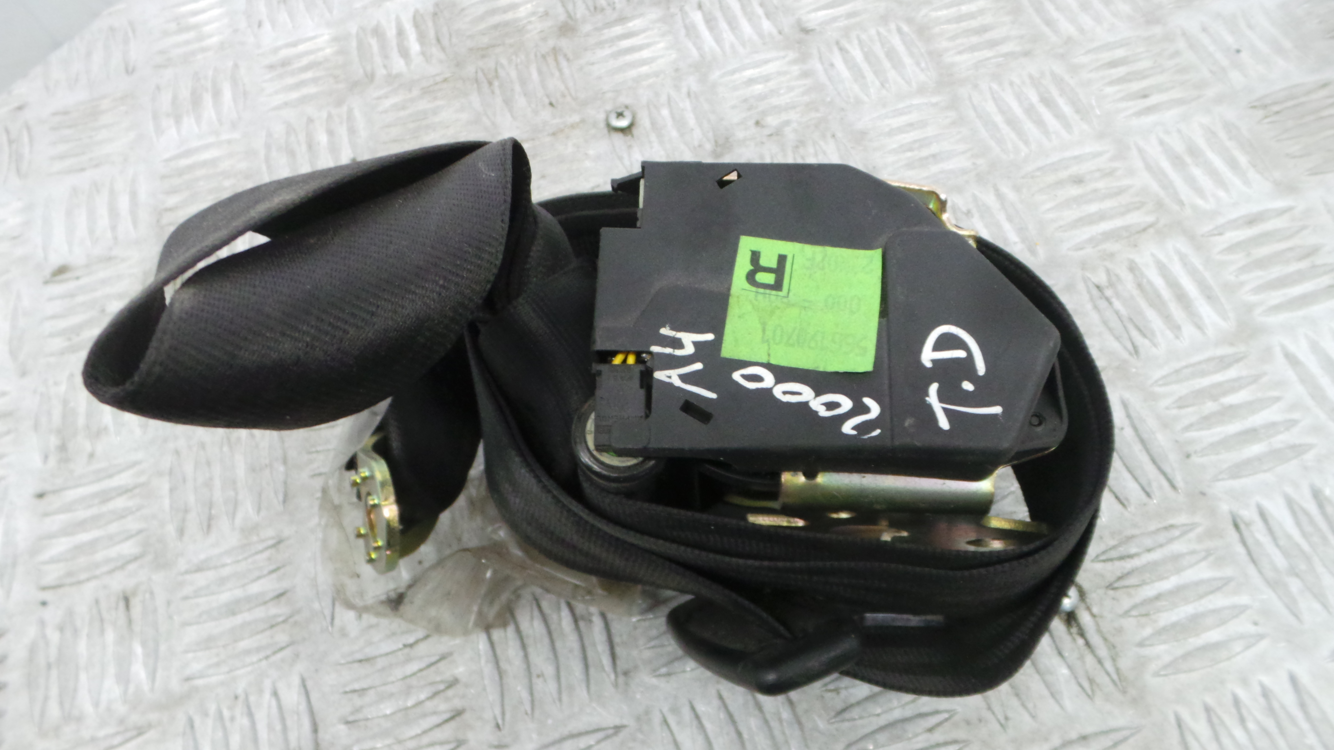 Cinto Trás Dto  - AUDI A4 B6 (8E2)-38059973